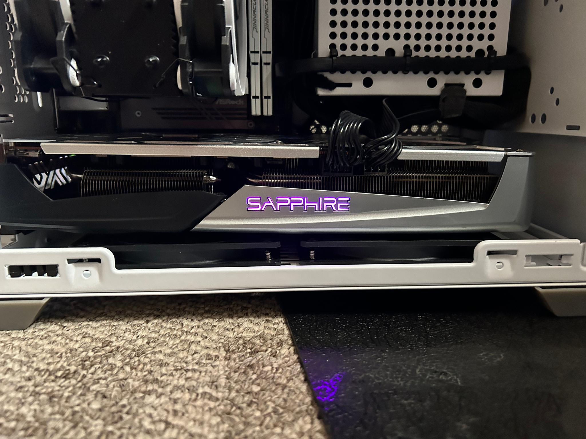 ITX Gaming PC Ryzen 7 3700X - RX 5700 XT