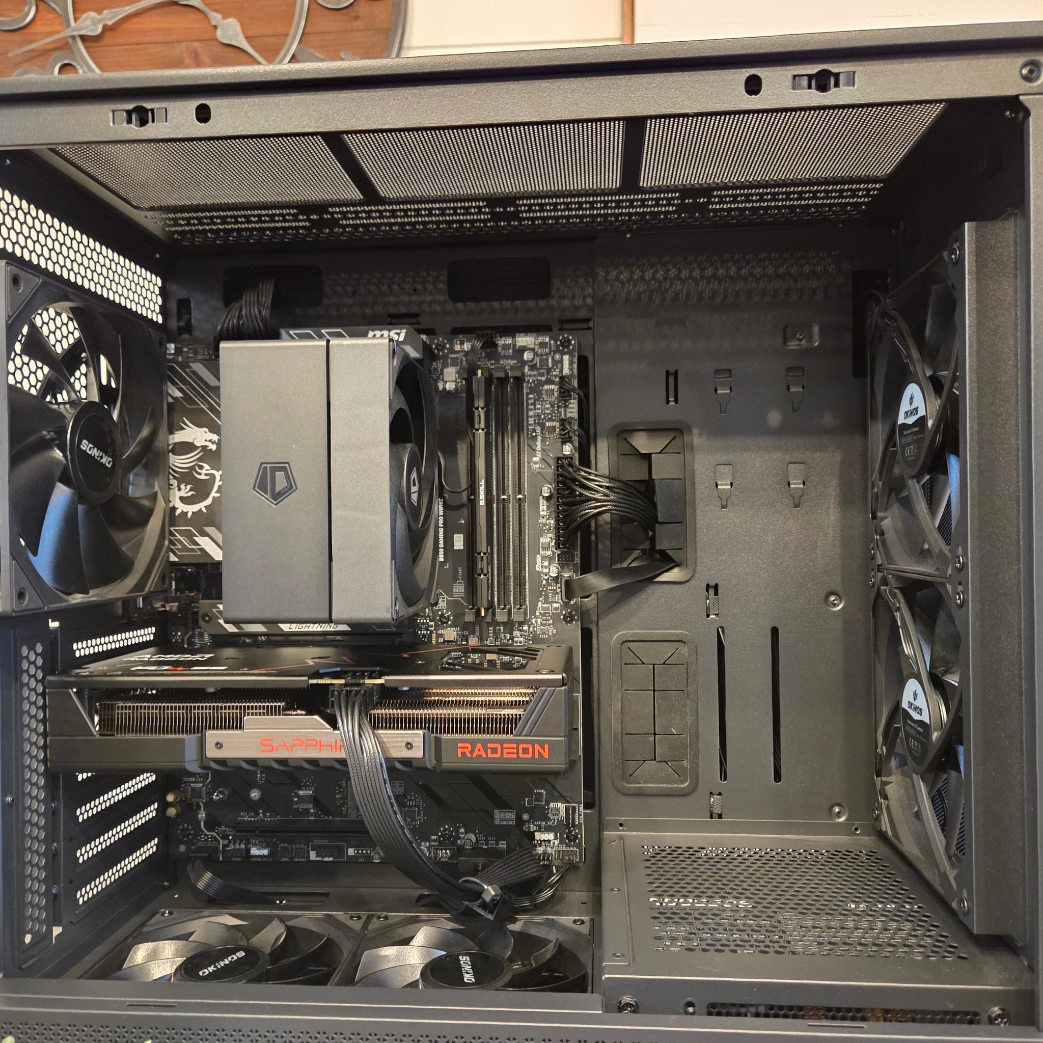 RX 9060 XT | 7600X3D | Sleek All Black/Wood Gaming PC | 1TB SSD | 16GB DDR5