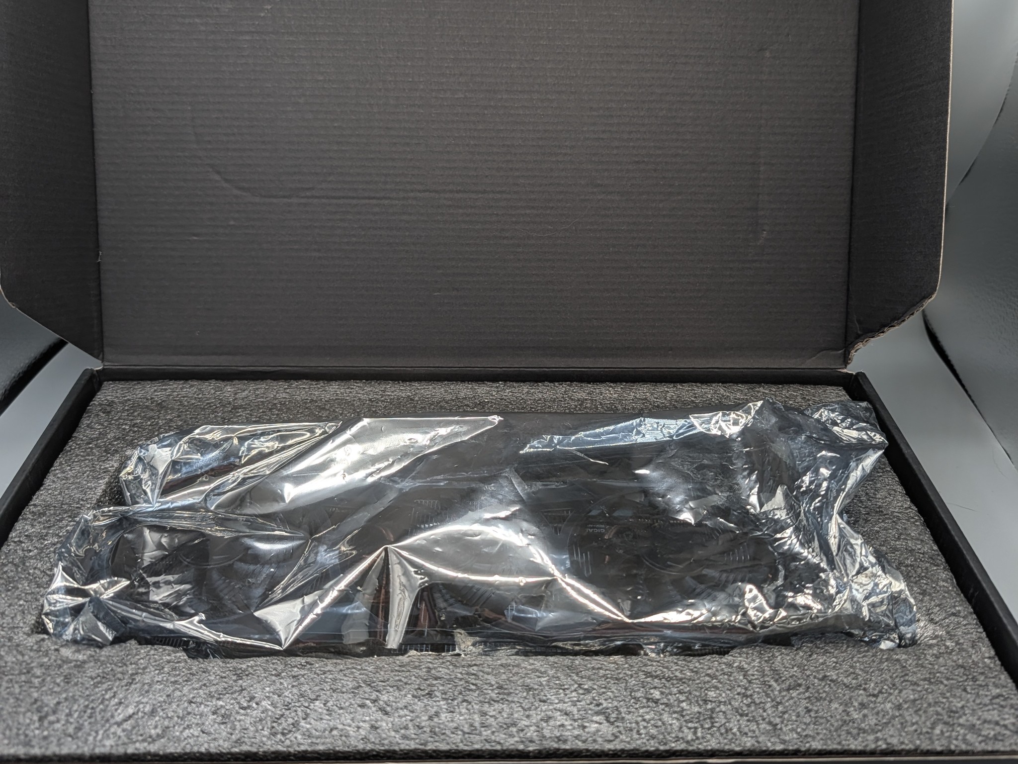 NEW GIGABYTE G1 Gaming GTX 970