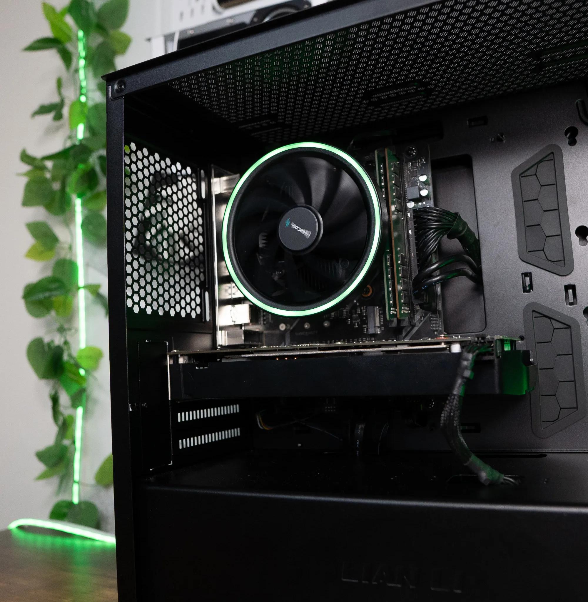 🌨🌨 | PNY GTX 1060 6GB | RYZEN 3 2300X | 32GB DDR4 RAM | 512GB SSD + 160GB HDD | Arctic Chill