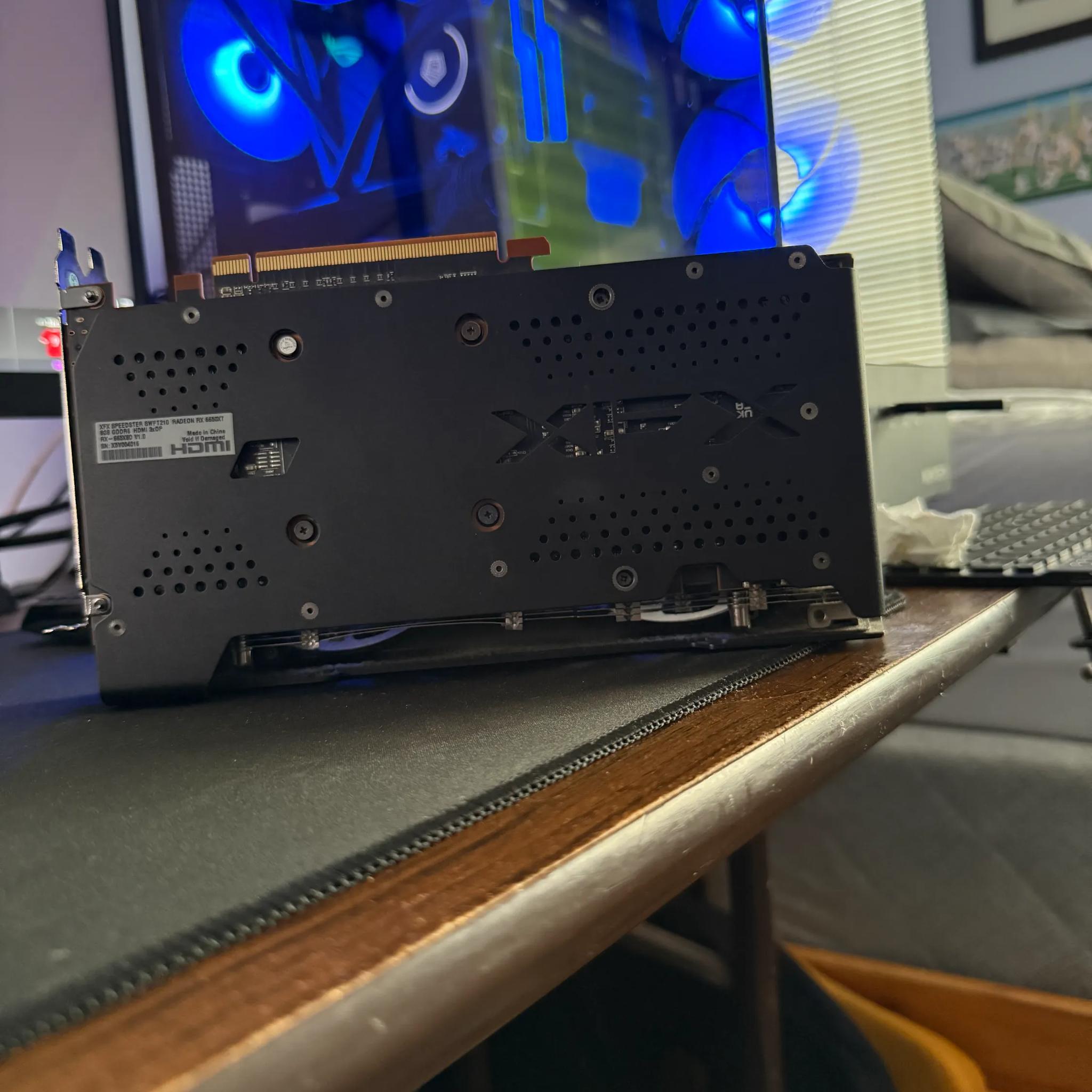 XFX AMD 6650 XT 8GB