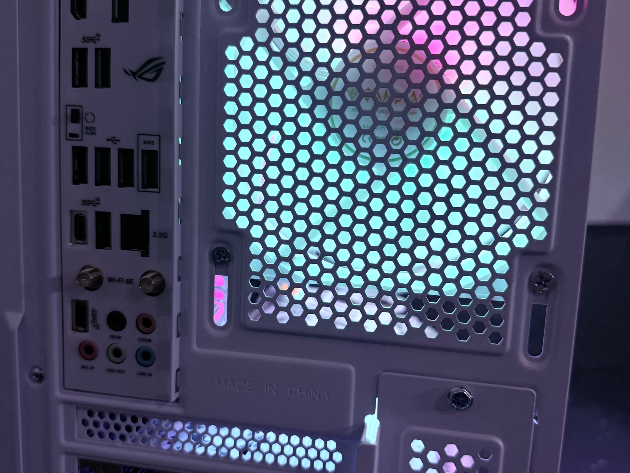 ⚪️"Celestial Pearl"⚪️| 1440p Gaming | Ryzen 7 7700X | RX 7800XT 16GB | 32B DDR5 | 1TB NVMe Storage