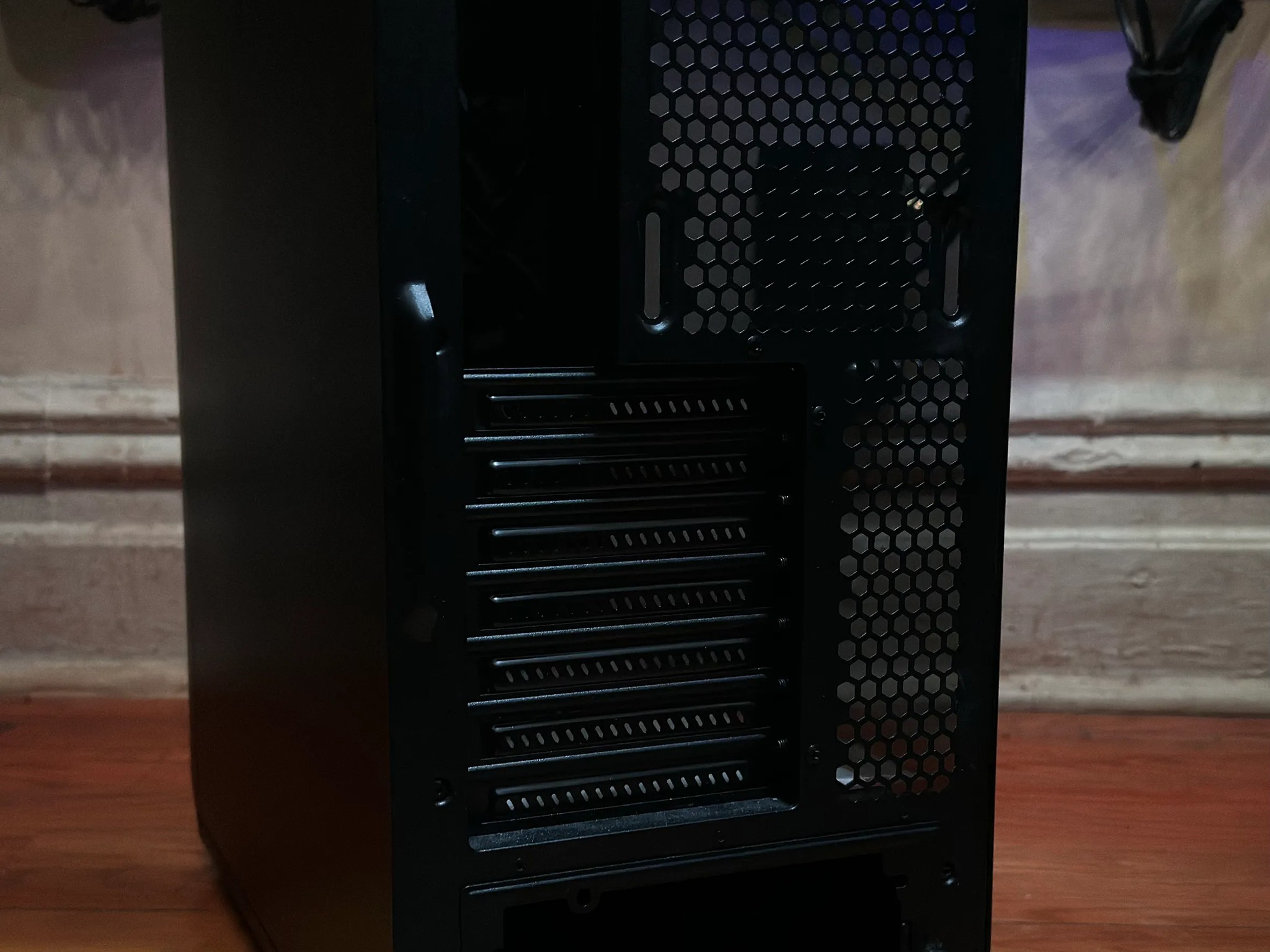 Fractal Design Meshify C - Dark Tempered Glass USED