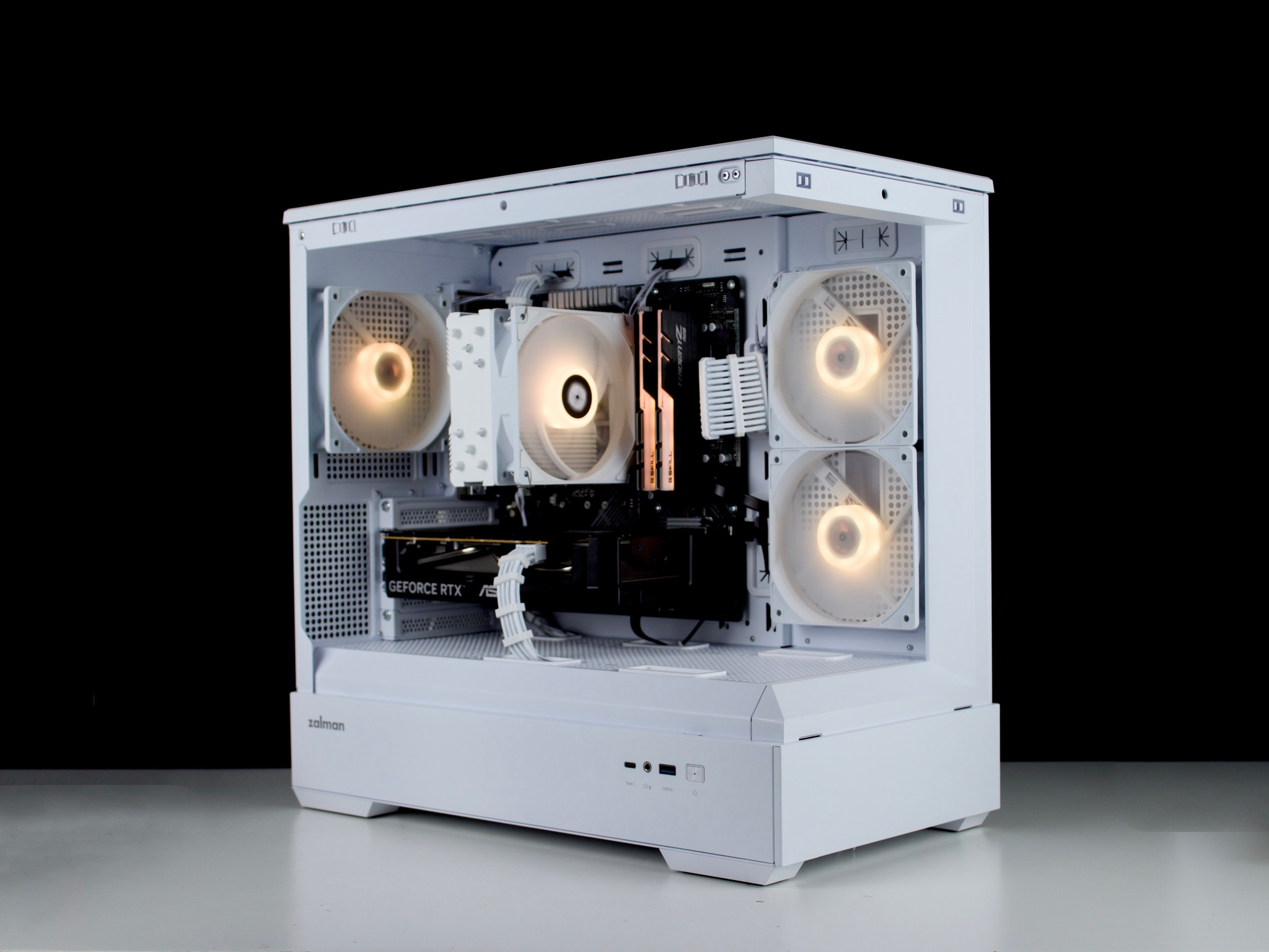 🧊❄️🧊 White Gaming PC – RTX 5060 , Ryzen 5 5600, 16GB RAM, 1TB SSD - WiFi, BlueTooth 🧊❄️🧊
