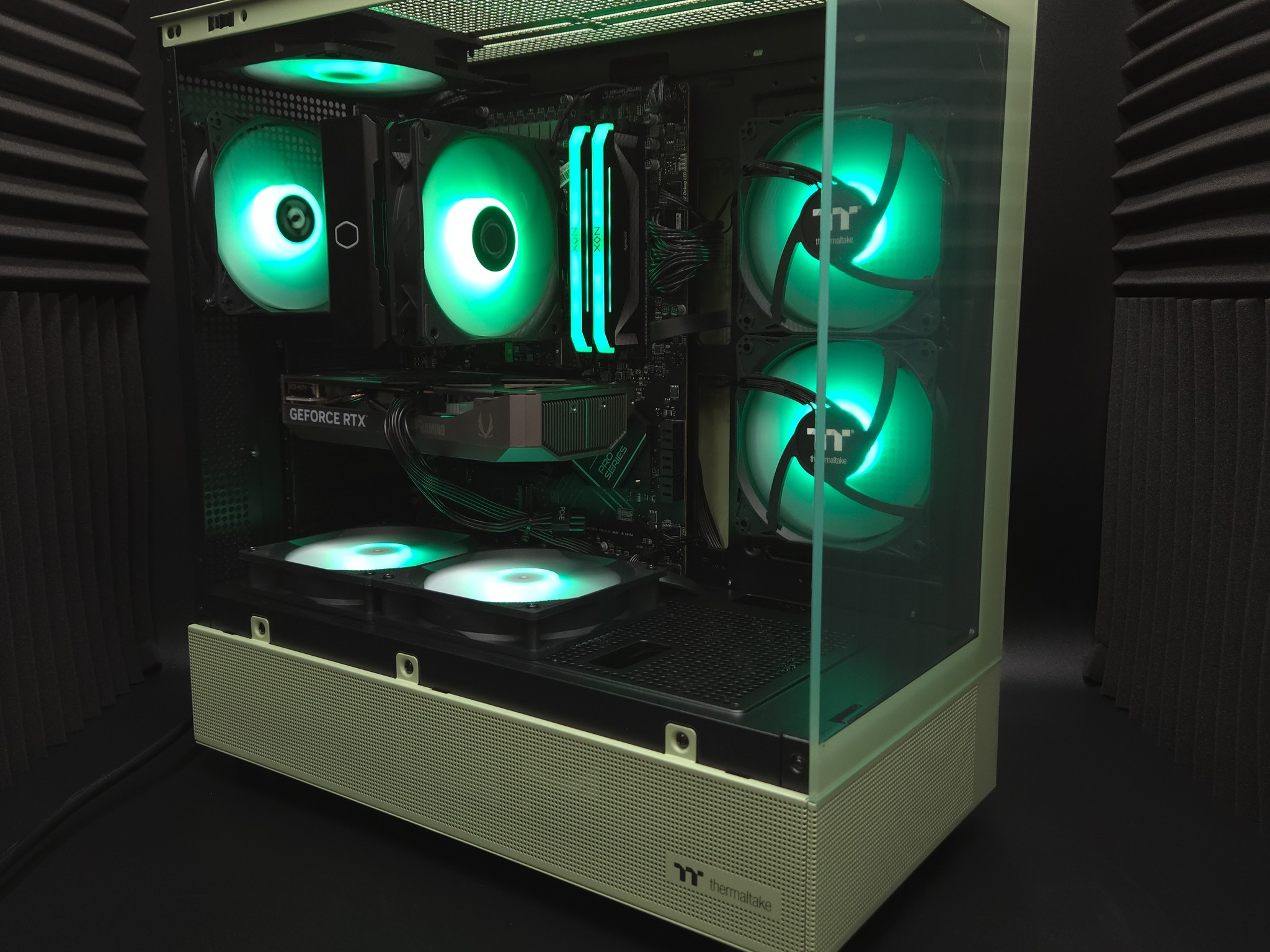 Custom Matcha Gaming PC | RTX 5060 | Ryzen 7 8700F | 32GB DDR5 | 1TB SSD