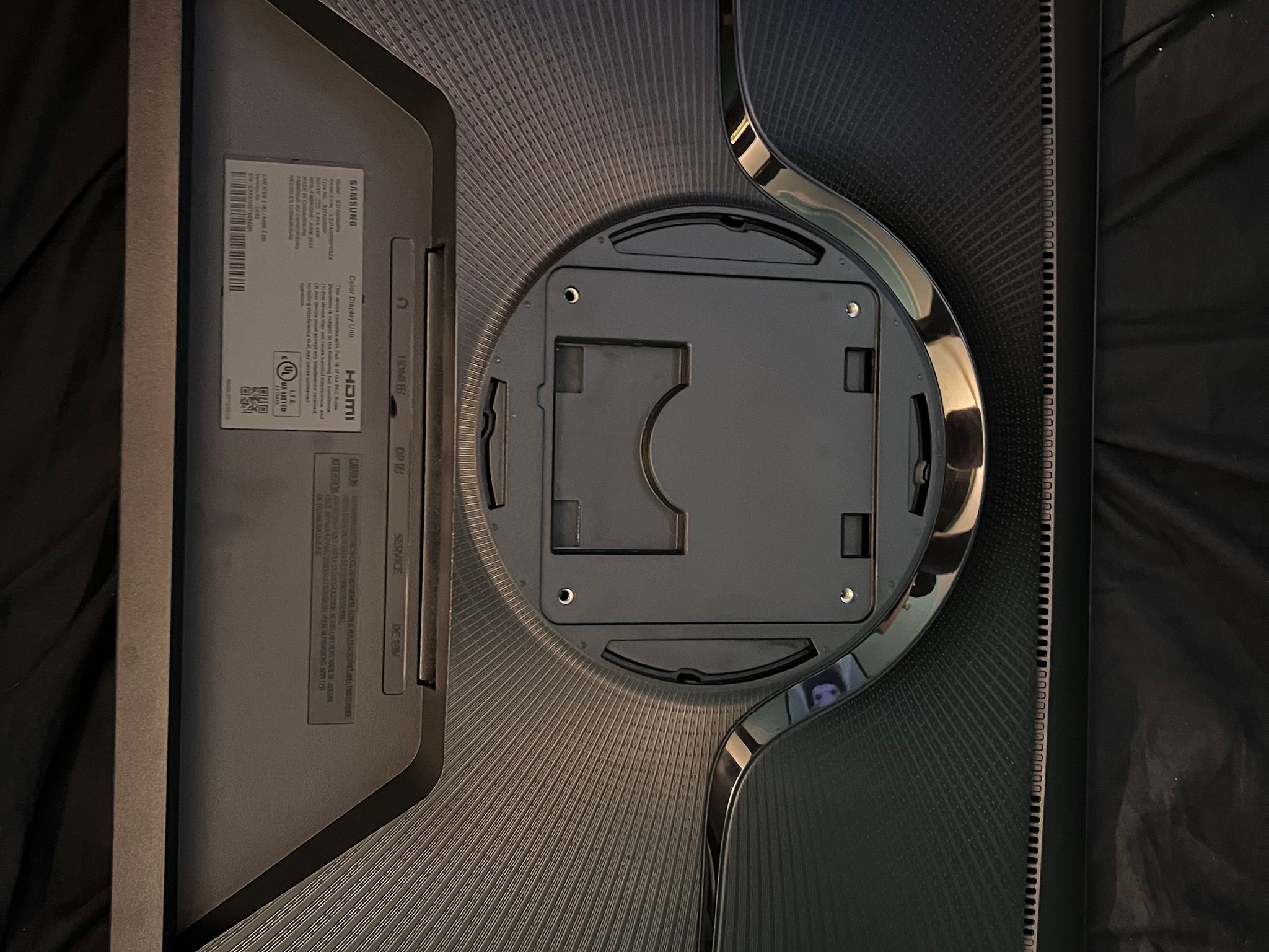 SAMSUNG G5 27” 165hz  QHD Monitor 