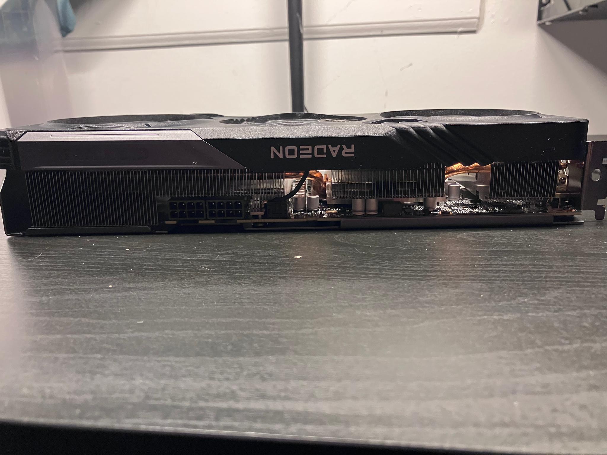 Gigabyte Radeon RX 7600 XT GAMING OC 16G