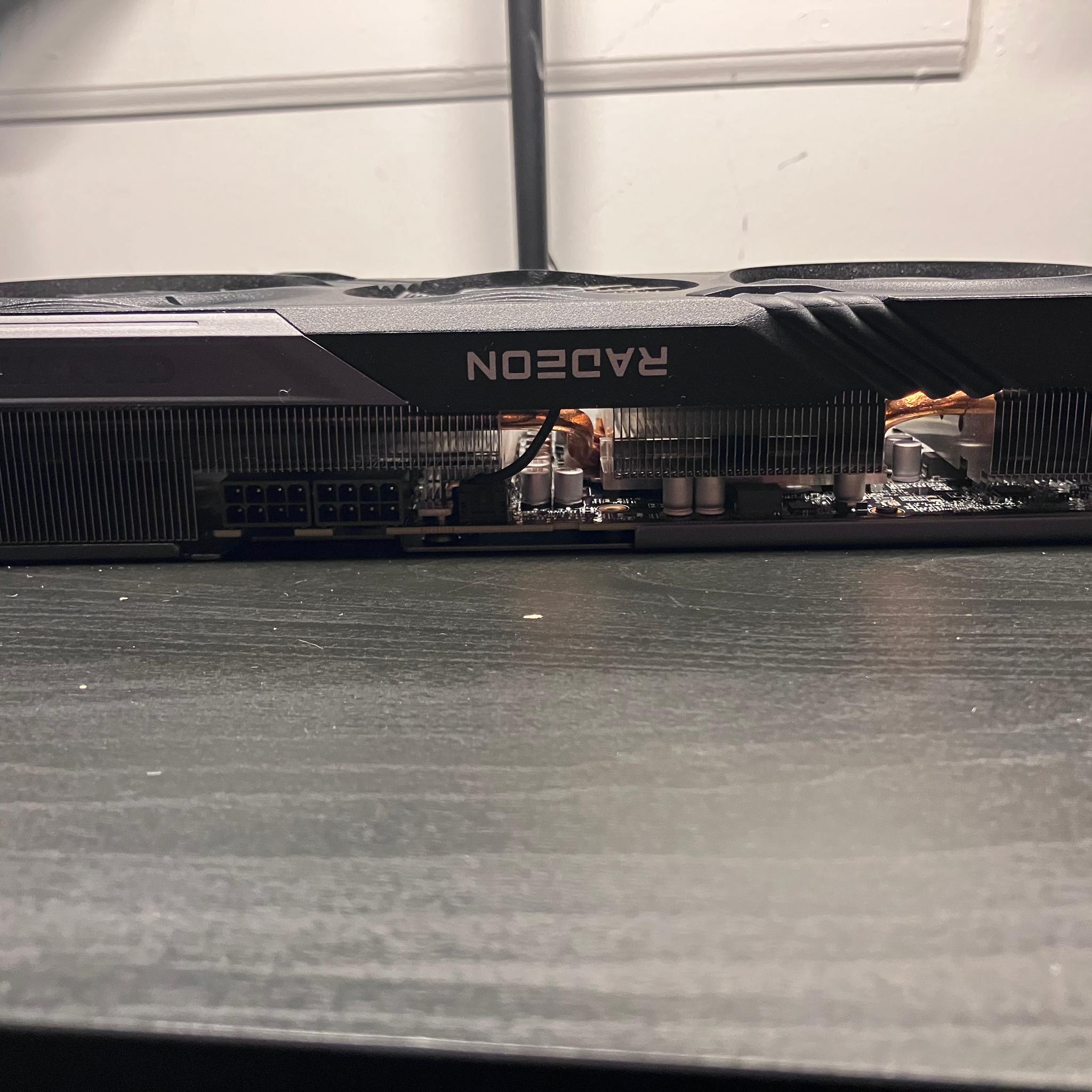 Gigabyte Radeon RX 7600 XT GAMING OC 16G