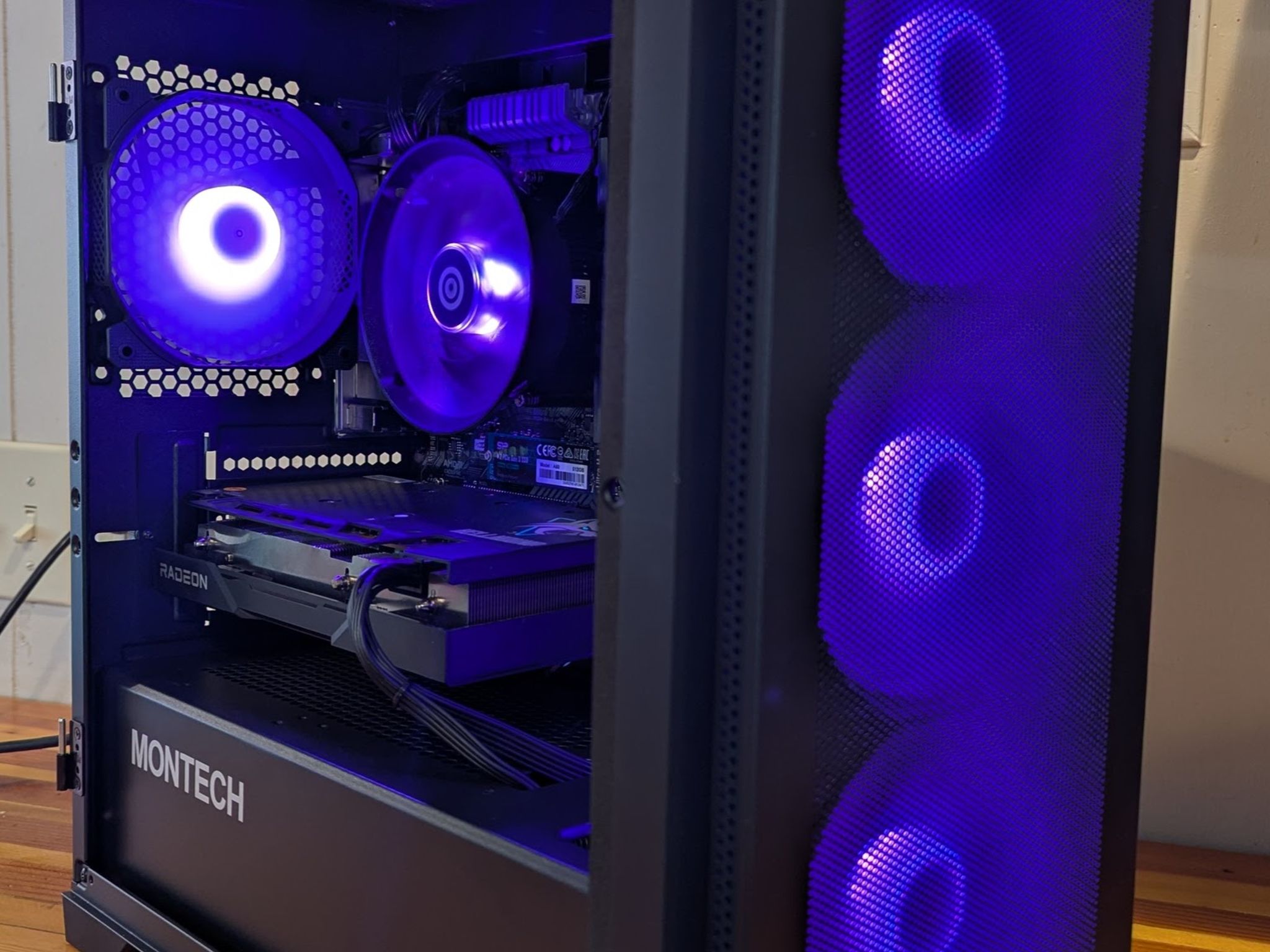 Powercolor Hellhound RX 6650 XT || Ryzen 5 2600X || 1080P Gaming PC