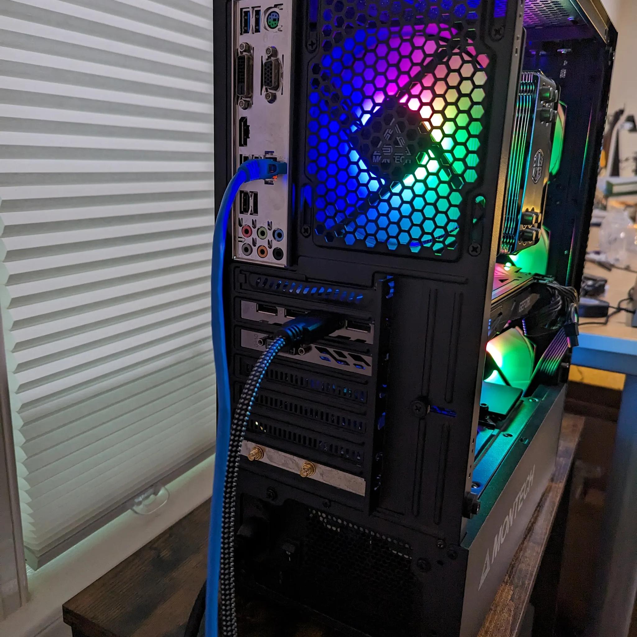 JT-1 | i5-8400 | GTX 1070 Ti | 16GB RAM | 500GB SSD | Wi-Fi | Windows