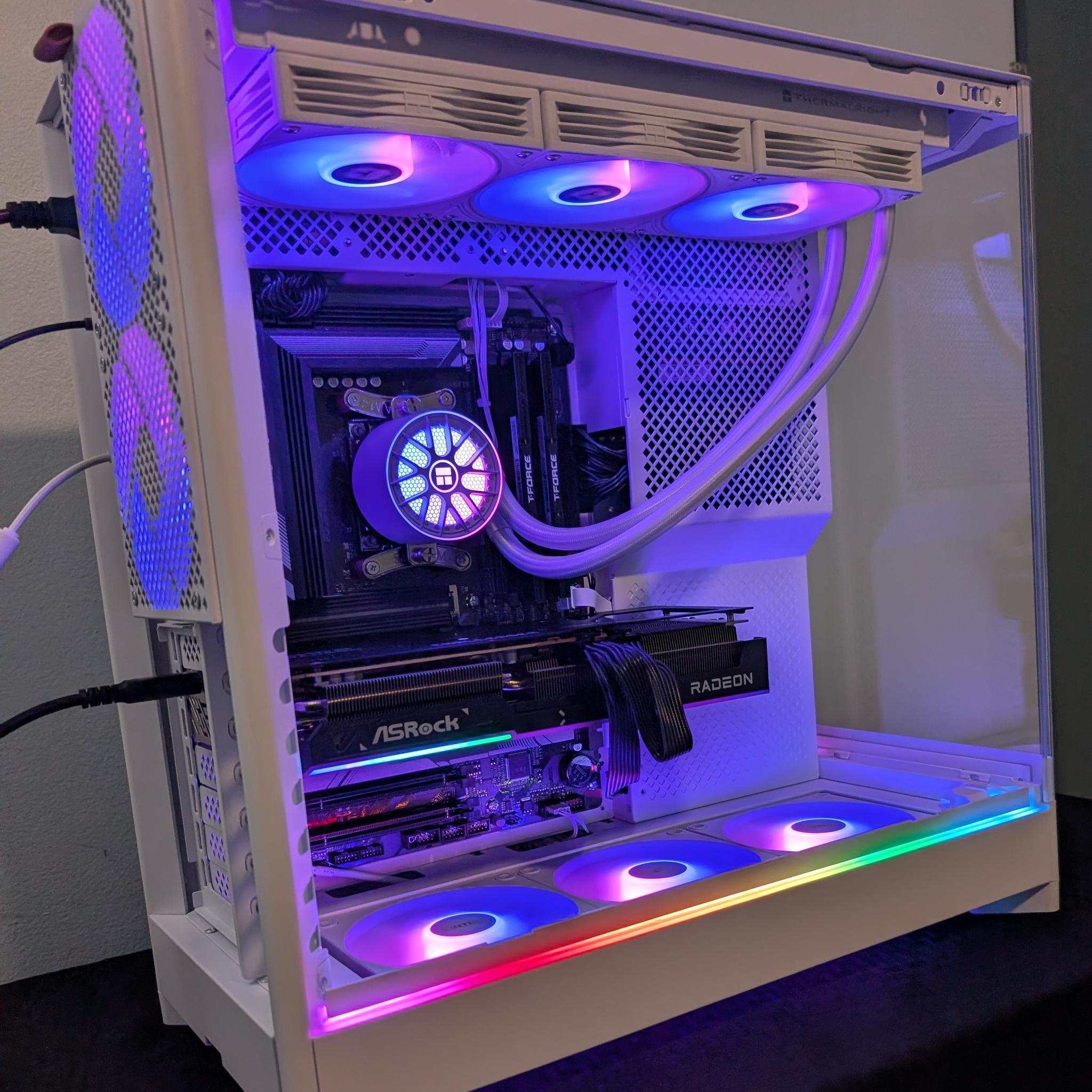 RX 9070-Ryzen 5 9600x-32 GB DDR5 6000-1 TB NVME mostly new Gaming PC