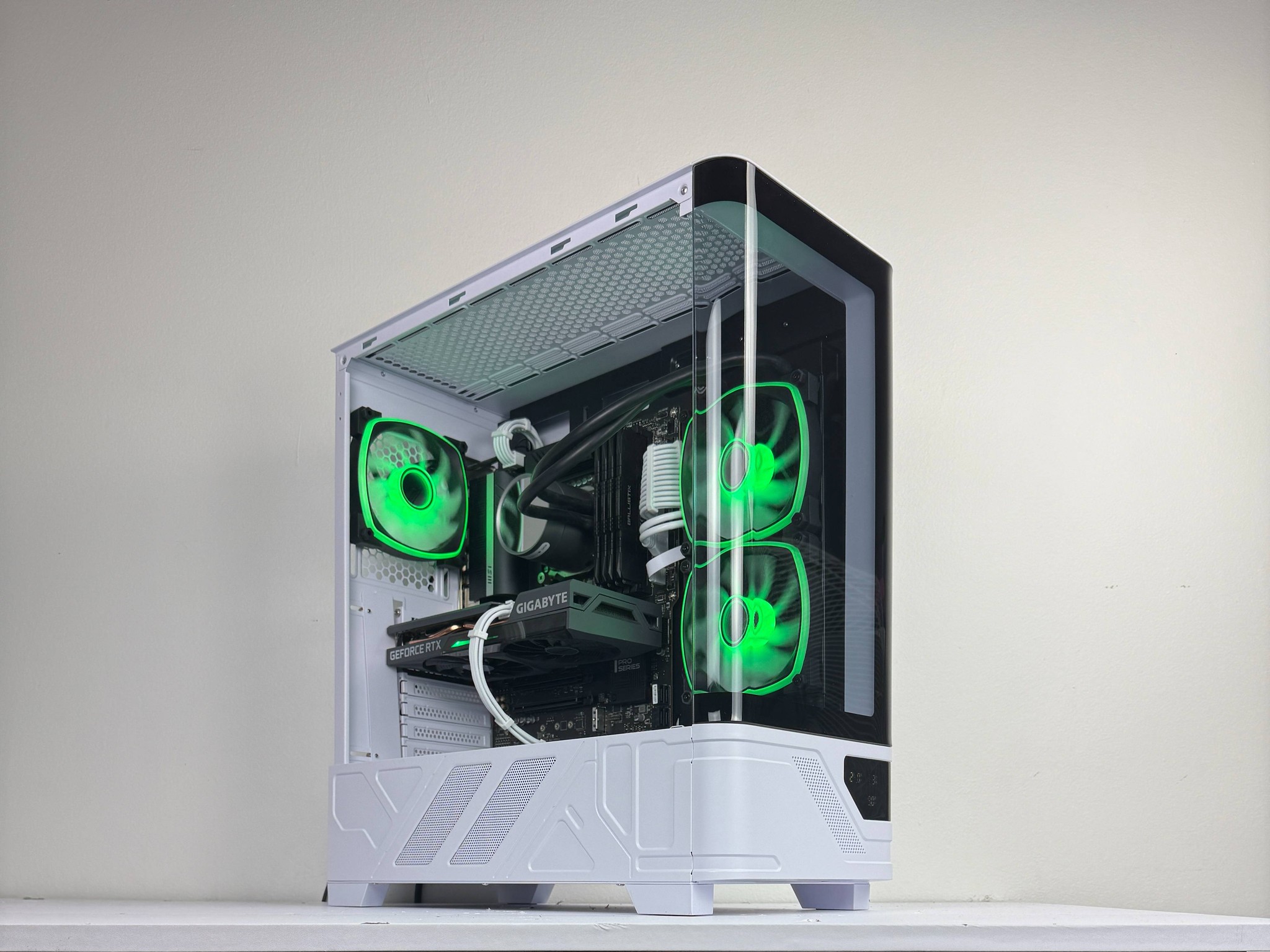 🧬Helix🧬 | 1080p Gaming PC | Intel i5 11400F | Gigabyte RTX 3060 | 32GB DDR4 3200MHz