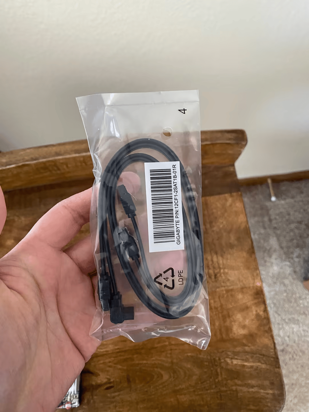 MSI Radeon HD 6570 & 2 Sata Cables Combo