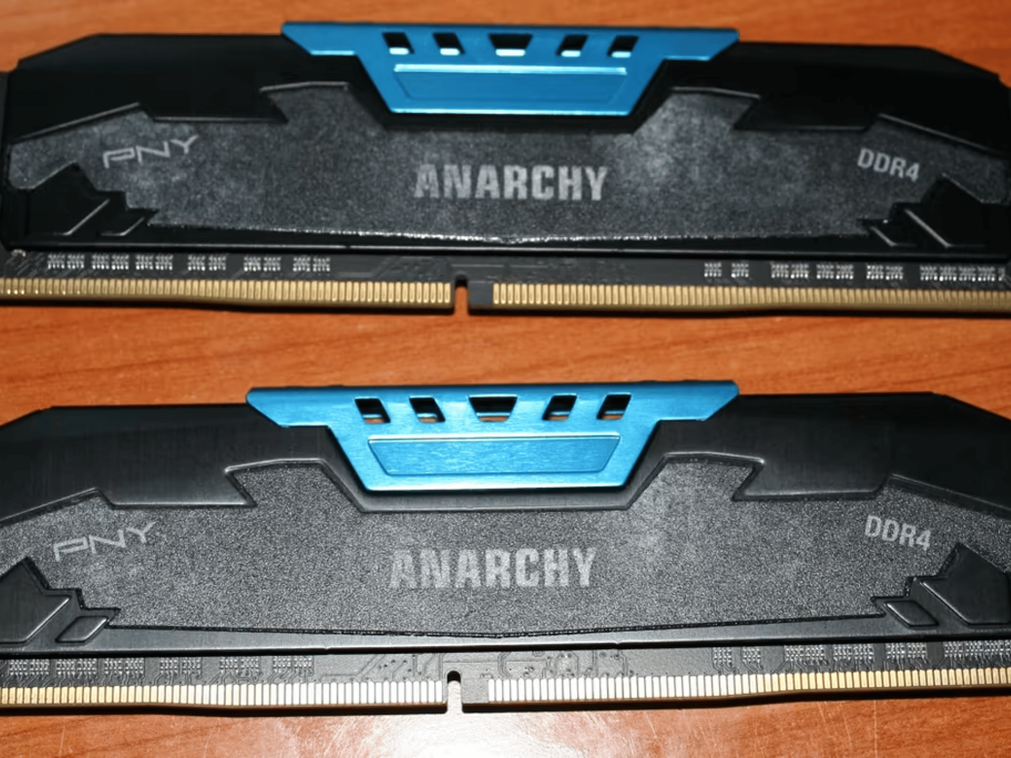 16 GB(2 x 8gb) PNY Anarchy 2133 DDR4 RAM