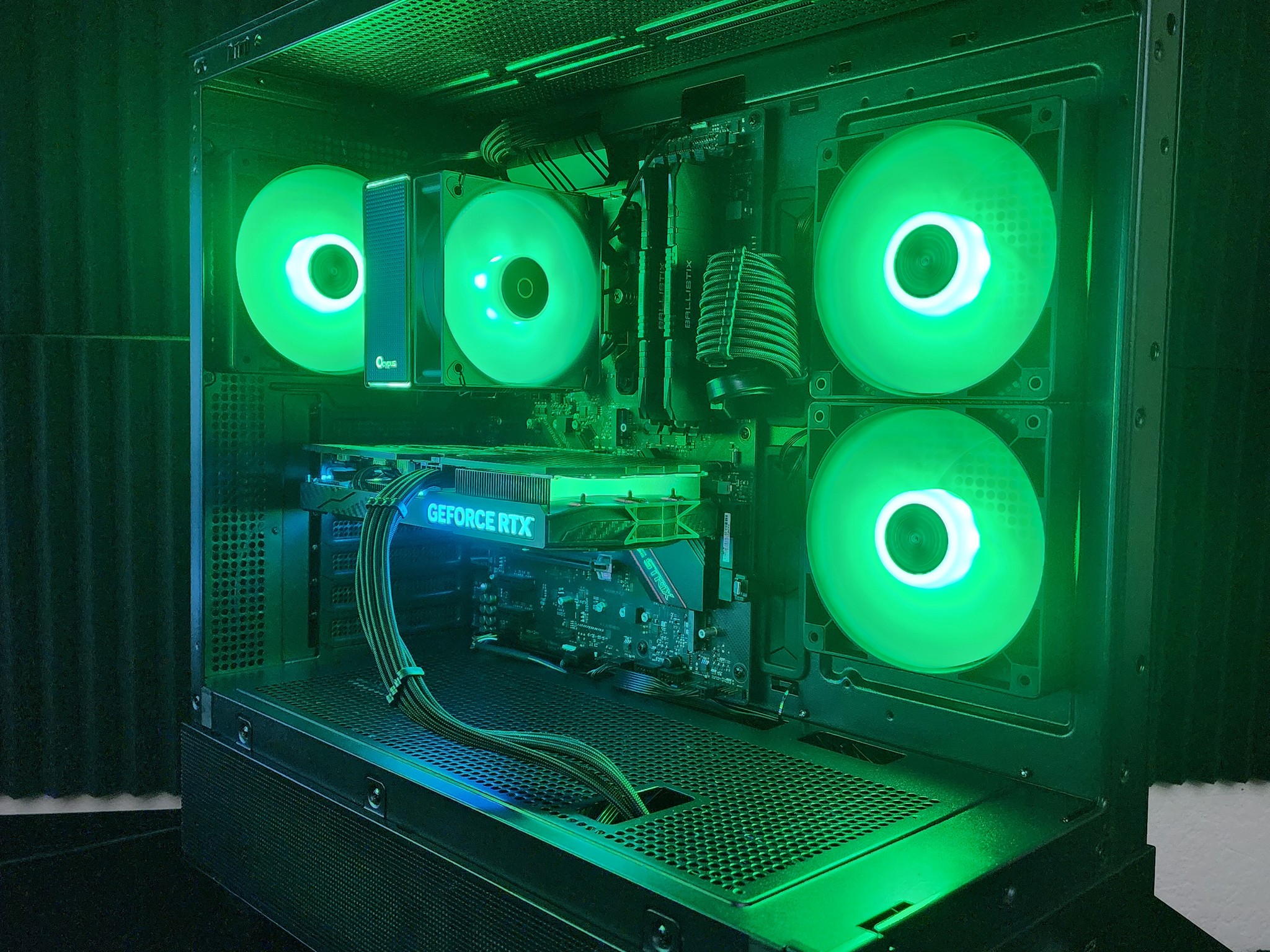 🌈RAINBOW🌈 1440p Gaming | 4060 Ti 8G | Ryzen 7 3800x | 32G RAM | 1TB