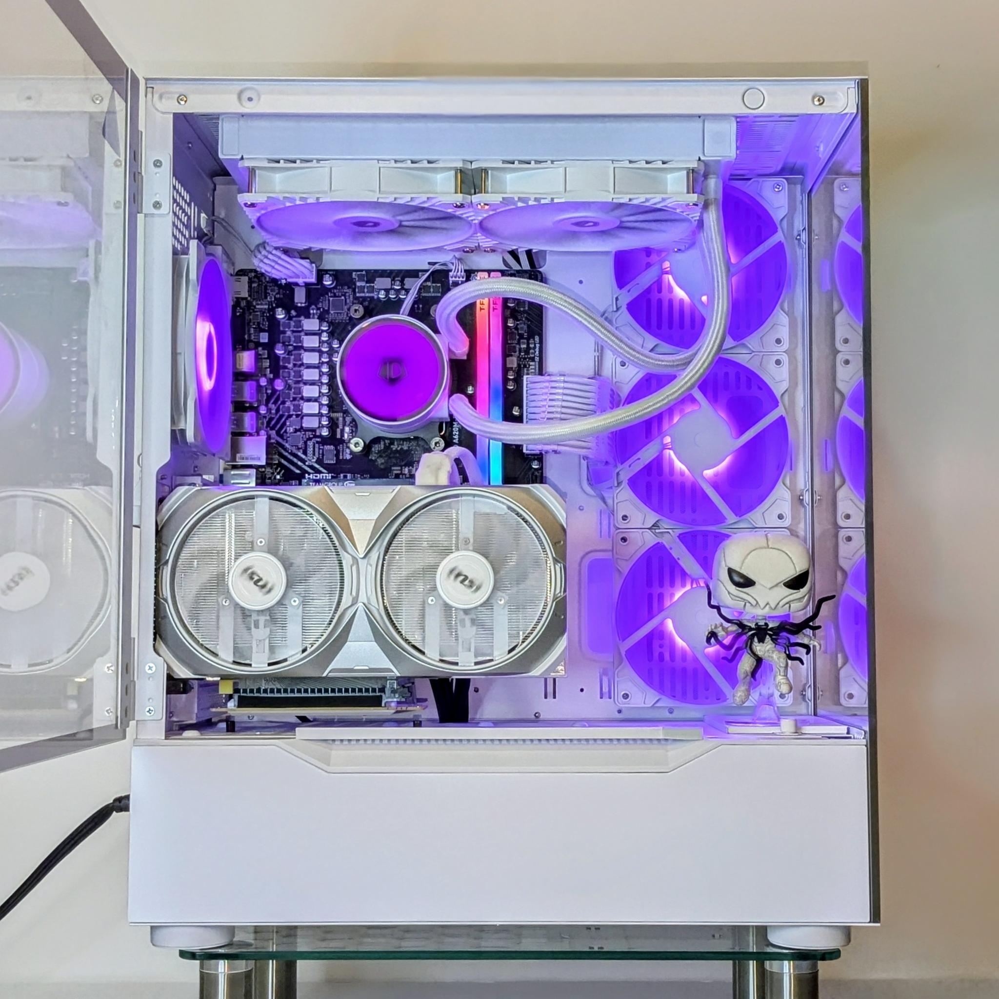 1440p-4K Ray-Tracing👑🕷️⚪️RTX 4070 Super⚪️ Ryzen 7 7700X⚪️32GB DDR5 RAM⚪️1TB NVMe SSD⚪️Windows 11✅
