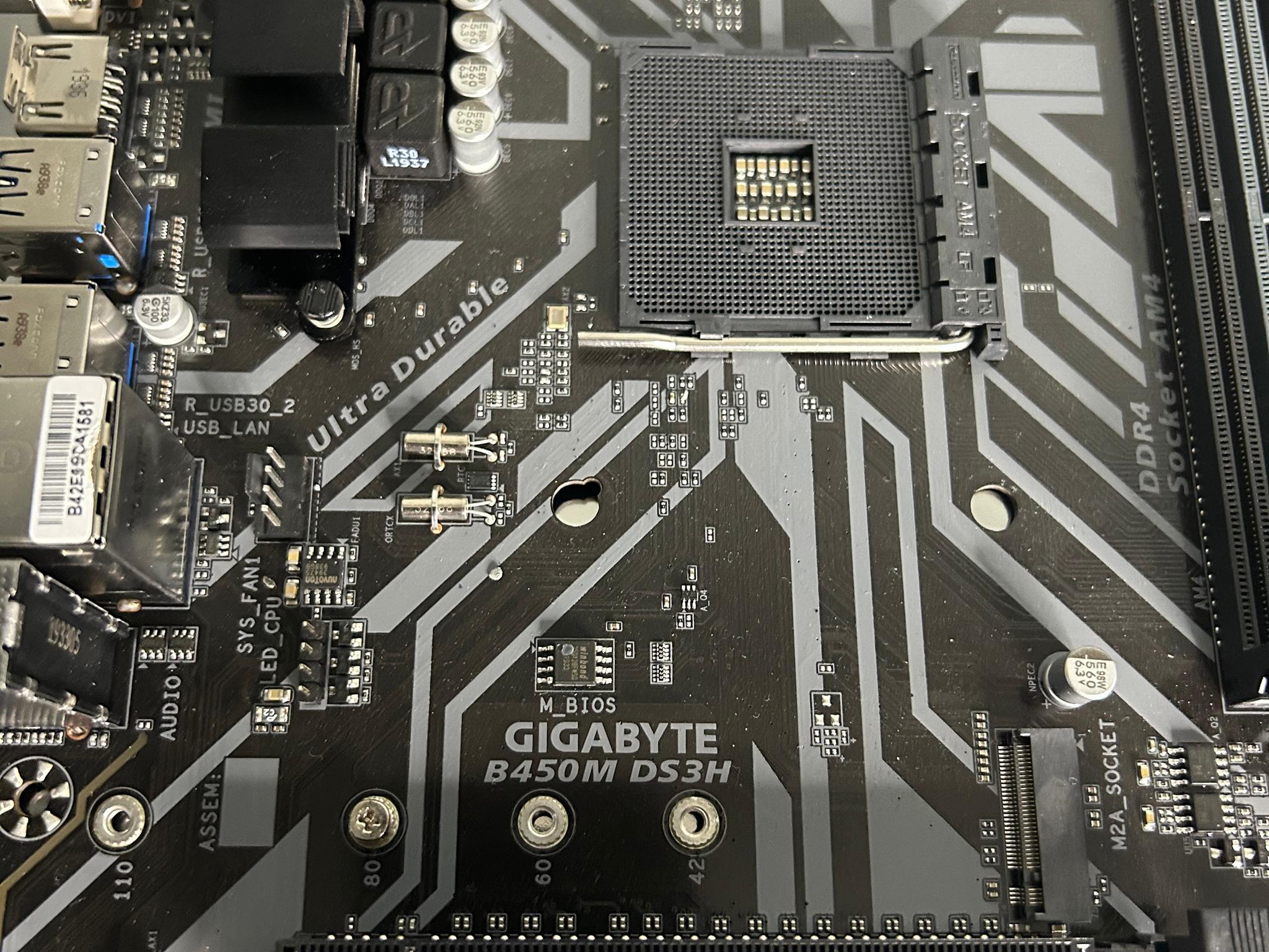 [READ] Gigabyte B450M DS3H Motherboard (AMD Ryzen AM4/Micro ATX)