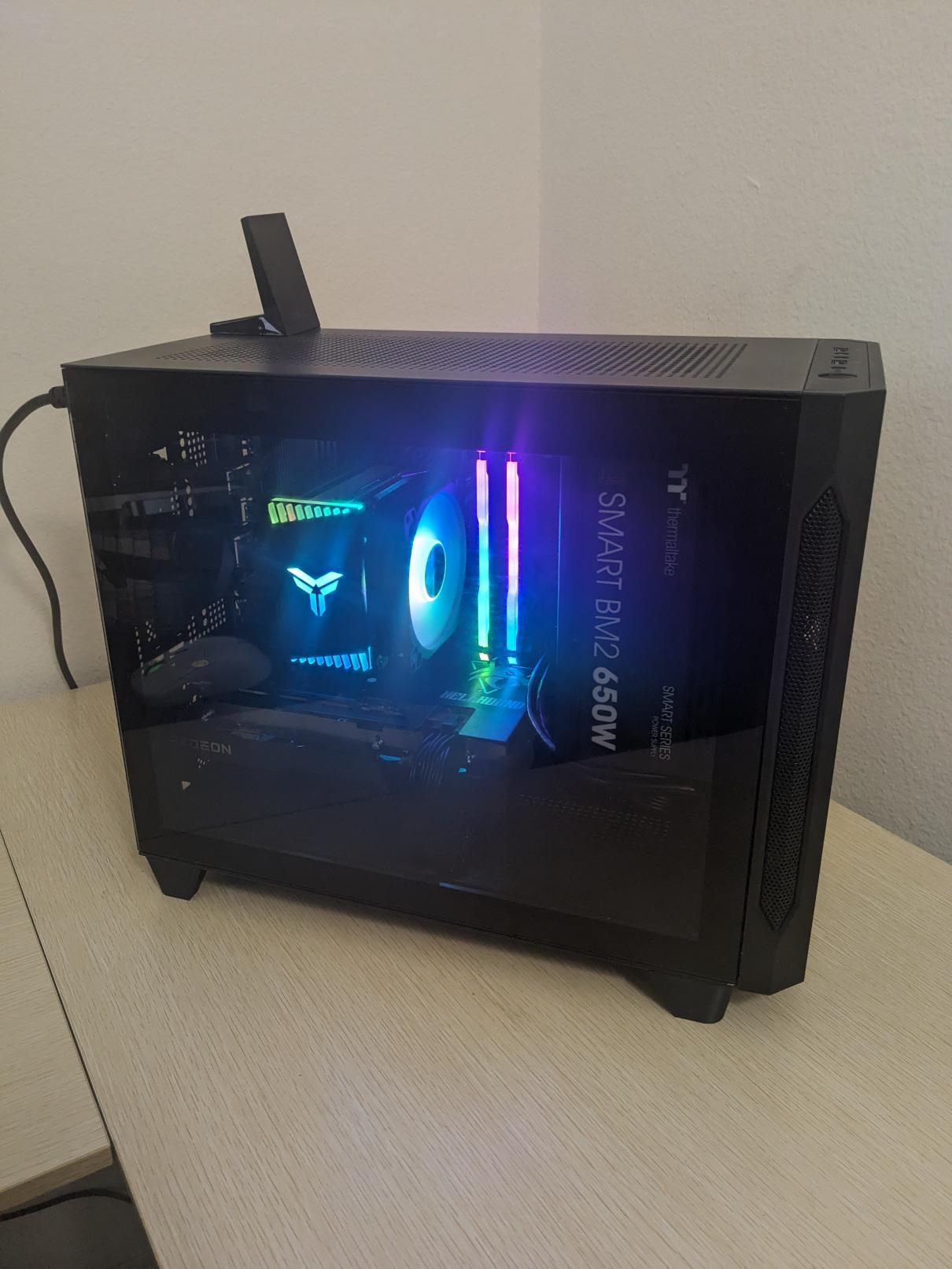 RX 6600, i5-11400 Gaming PC (16GB RAM, 1TB SSD, Win11 Pro)