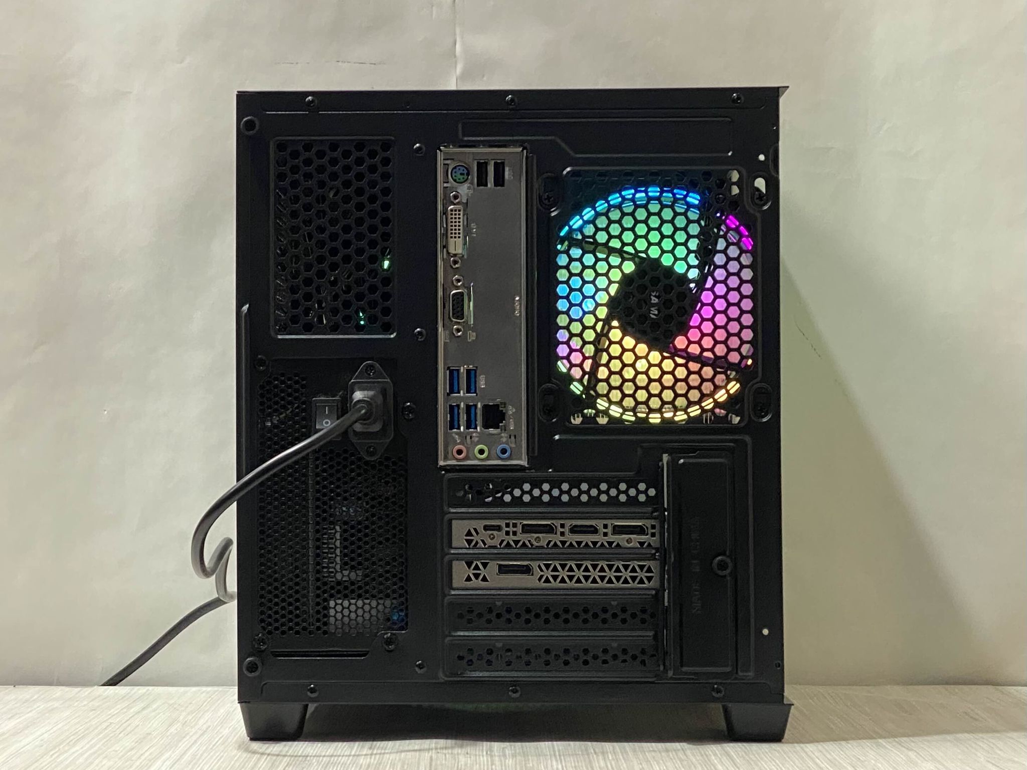 RTX 2080 Ti, Ryzen 5 5600, 16GB DDR4, 1TB NVMe SSD, WiFi - Value 1440p PC