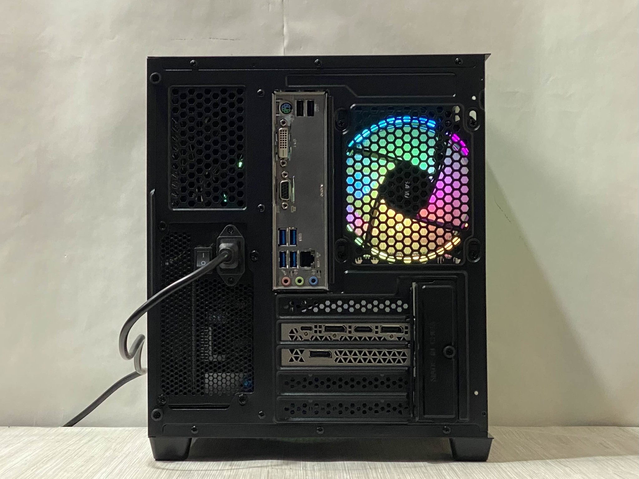 RTX 2080 Ti, Ryzen 5 5600, 16GB DDR4, 1TB NVMe SSD, WiFi - Value 1440p PC