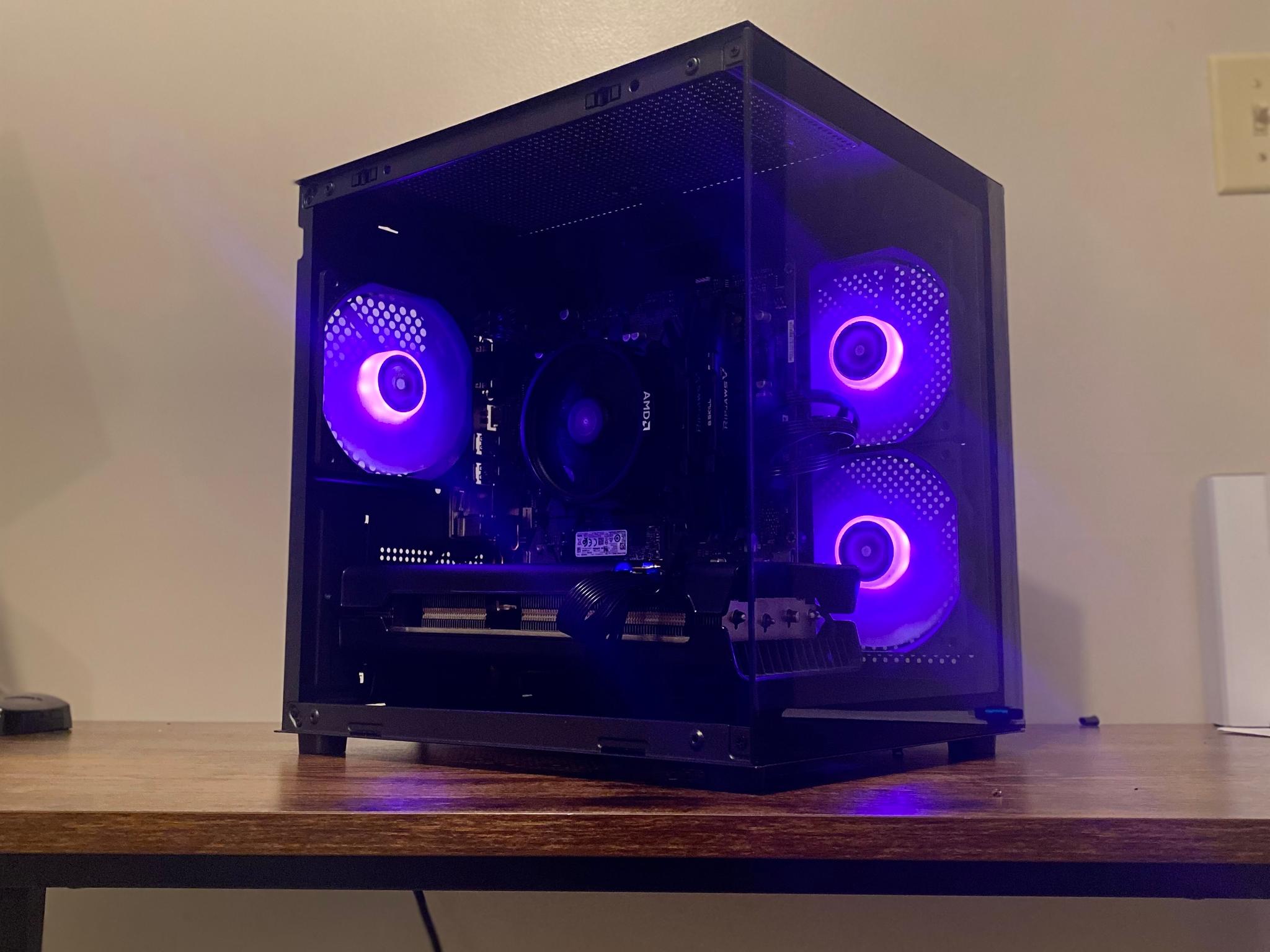 RX 5700xt | Ryzen 5 3600 | 16gb Ram | 512 Gb NVME ssd | wifi + windows 11