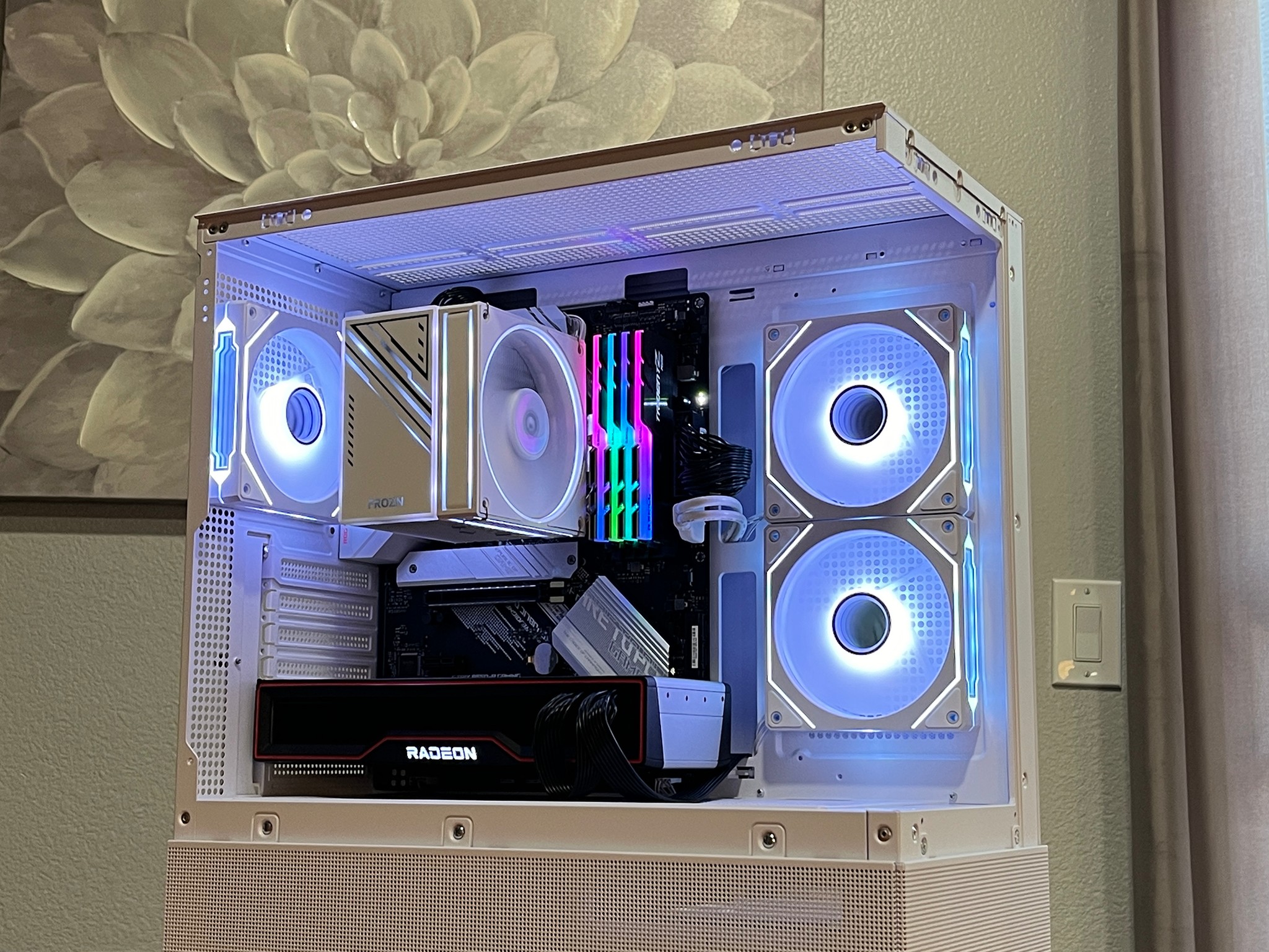 SAPPHIRE RX 6800 XT 16GB, Ryzen 7 5800X, 32GB 3200MHz | White RGB Gaming Computer/PC