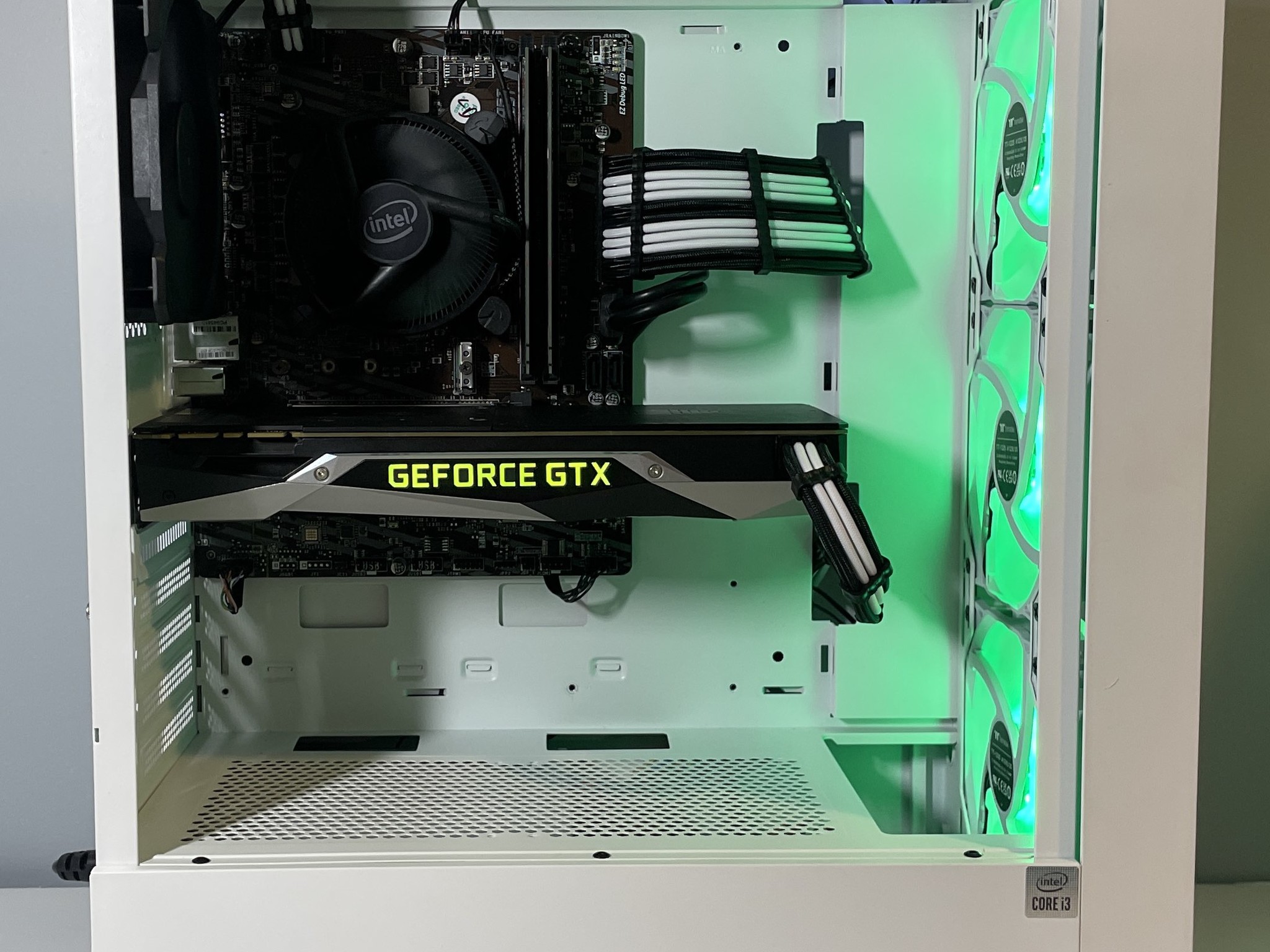 Greenleaf : I3-10100, GTX 1070 8GB Gaming PC