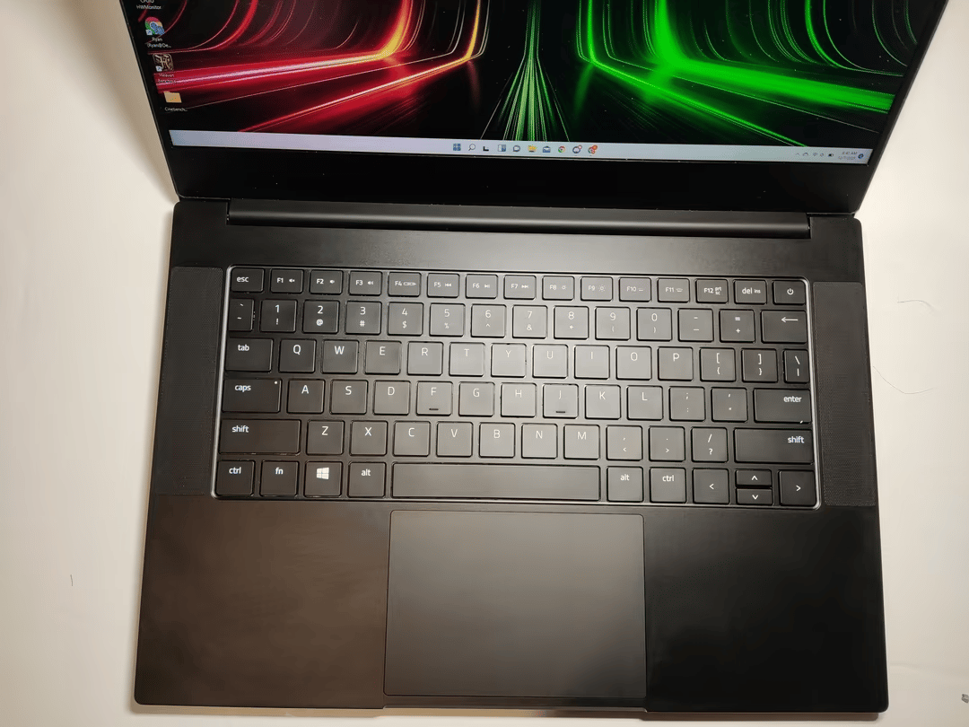 Razer Blade 14" 165hz 1440p Ryzen 9 5900HX RTX 3070 1TB SSD Laptop