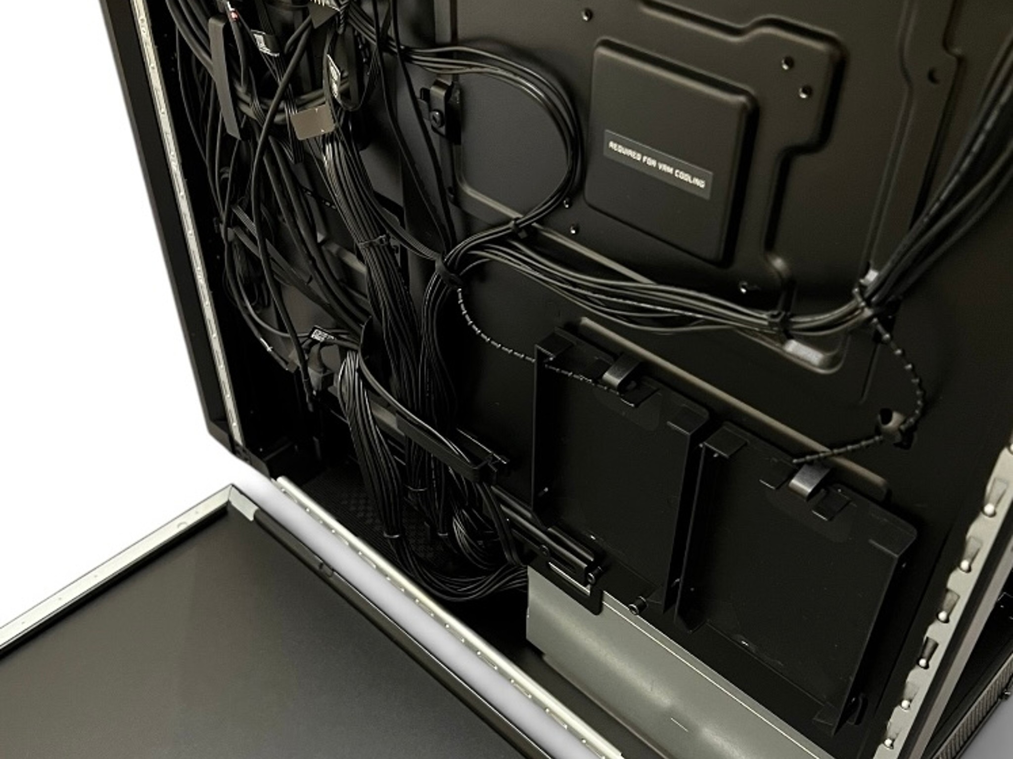 HP OMEN MAX 45L | Ultra 9 285K | RTX 5070 Ti | 32GB DDR5