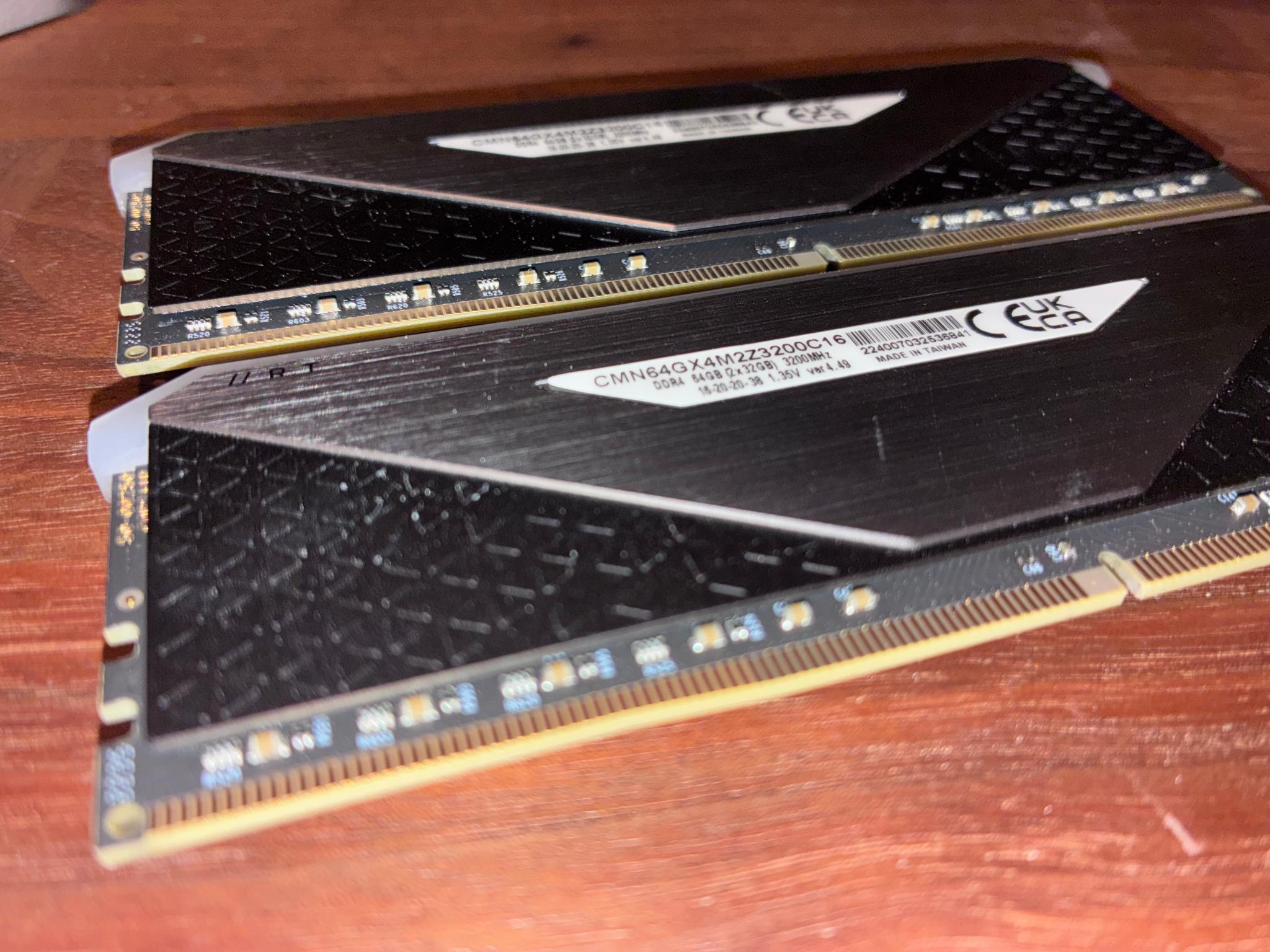 Corsair Vengeance RGB RT 64GB DDR4-3200 (2x32GB) - Image 2
