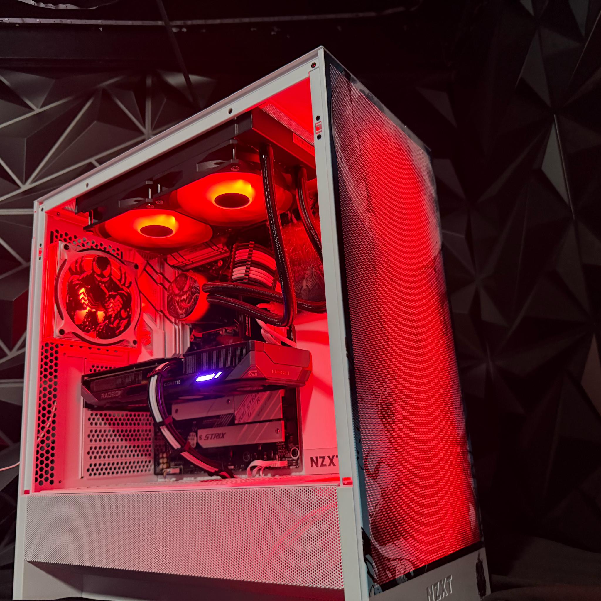 🕷️💣 VENOM BOMB 96 💣🕷️ Ryzen 5 9600x| RX 9060XT 16 GB | 32 GB DDR5|1.5 TB NVMe| 650W PSU