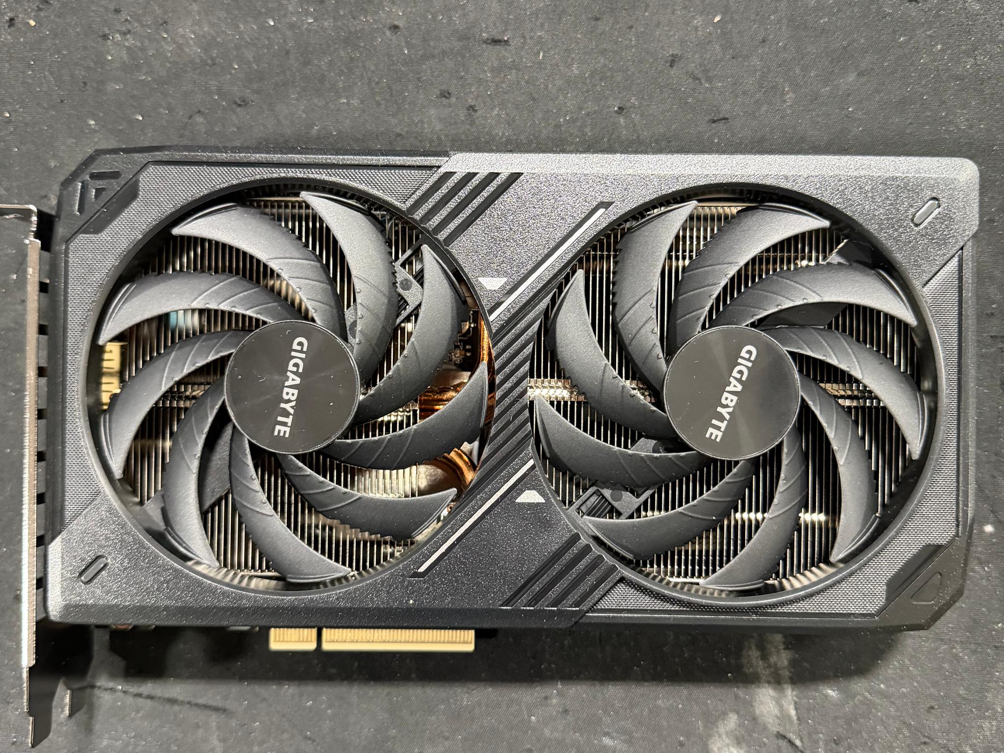 Gigabyte 5060 TI 8GB Windforce
