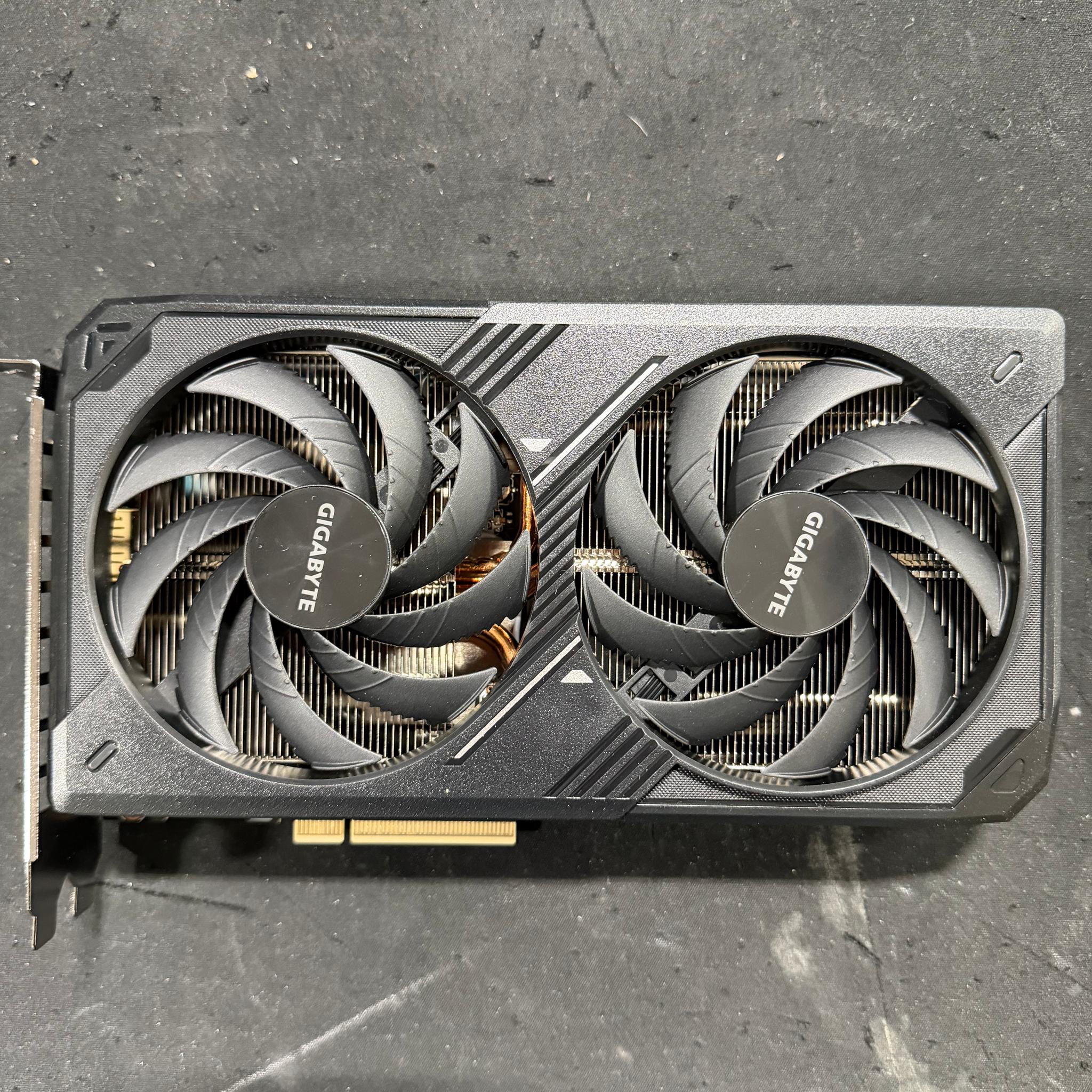 Gigabyte 5060 TI 8GB Windforce