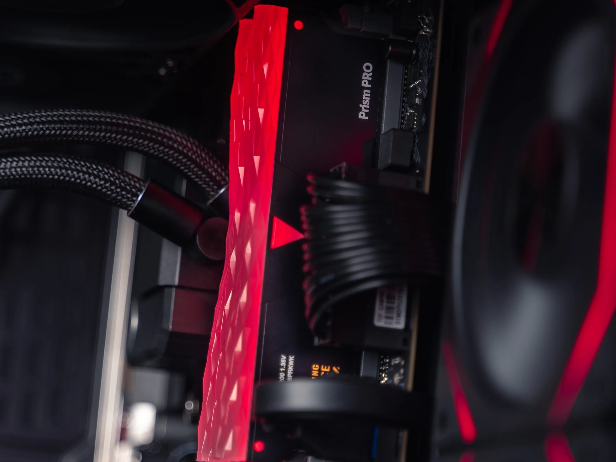 “Predark-OC” RX 7800 XT Ryzen 7 32GB Windows 11 Pro 2TB Workstation Gaming PC