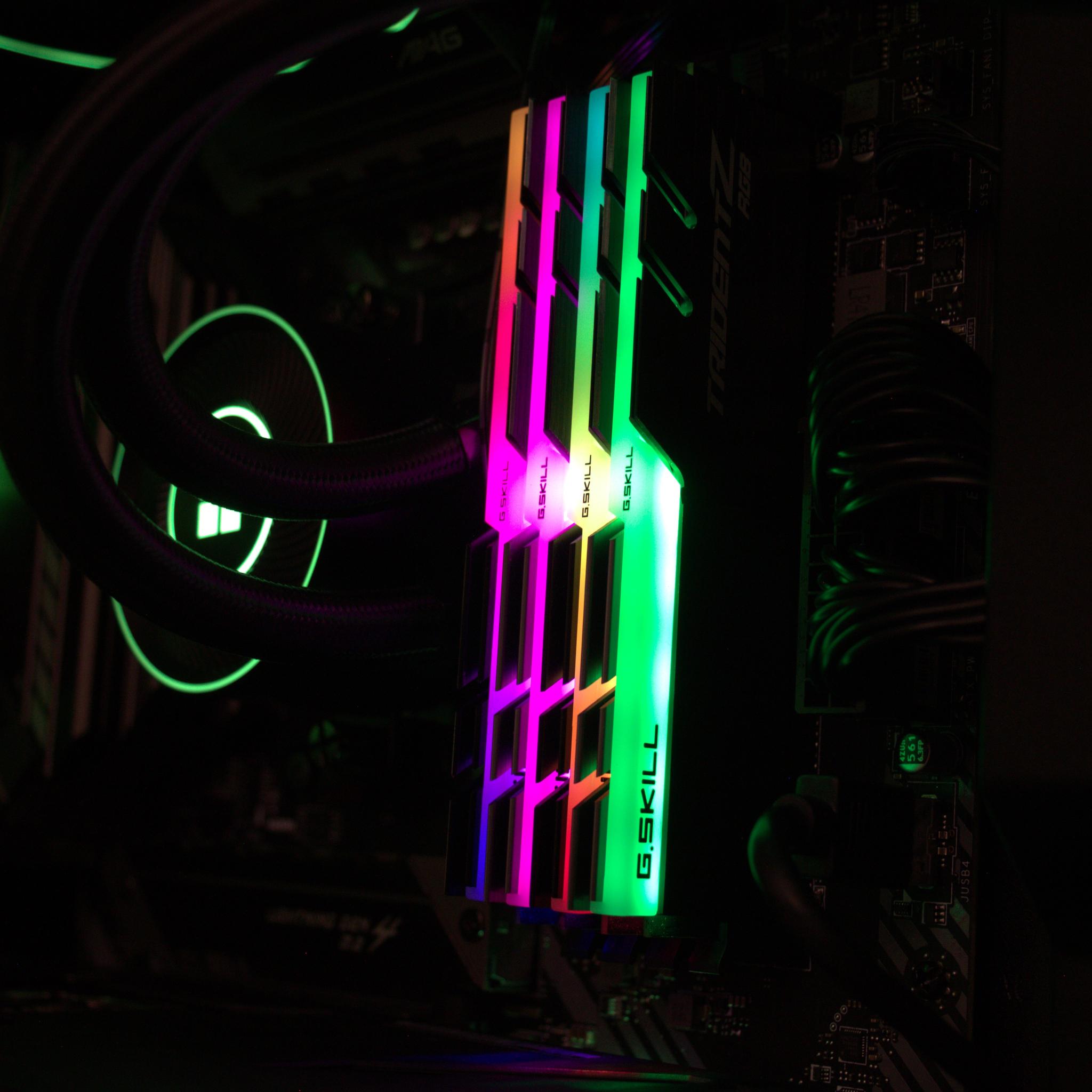 4070 12 GB | Ryzen7  5800X  | 32GB Ram | NVME  | 850W GOLD | Win 11 | Liquid Cooled