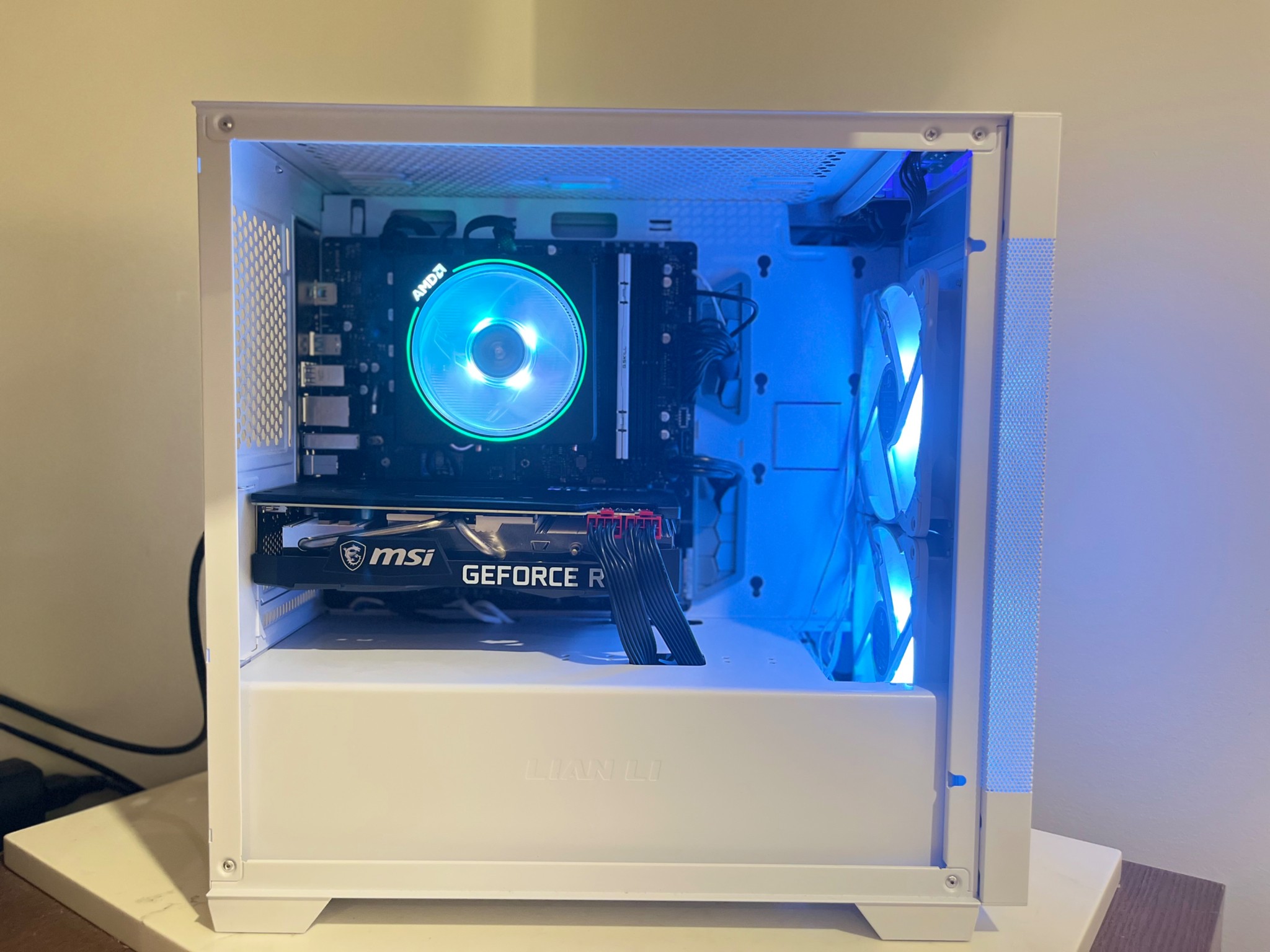 Ryzen 7 7700 | RTX 3060 Ti  |1080/1440p BEAST ⚪️🐺Gaming/Creator Pc