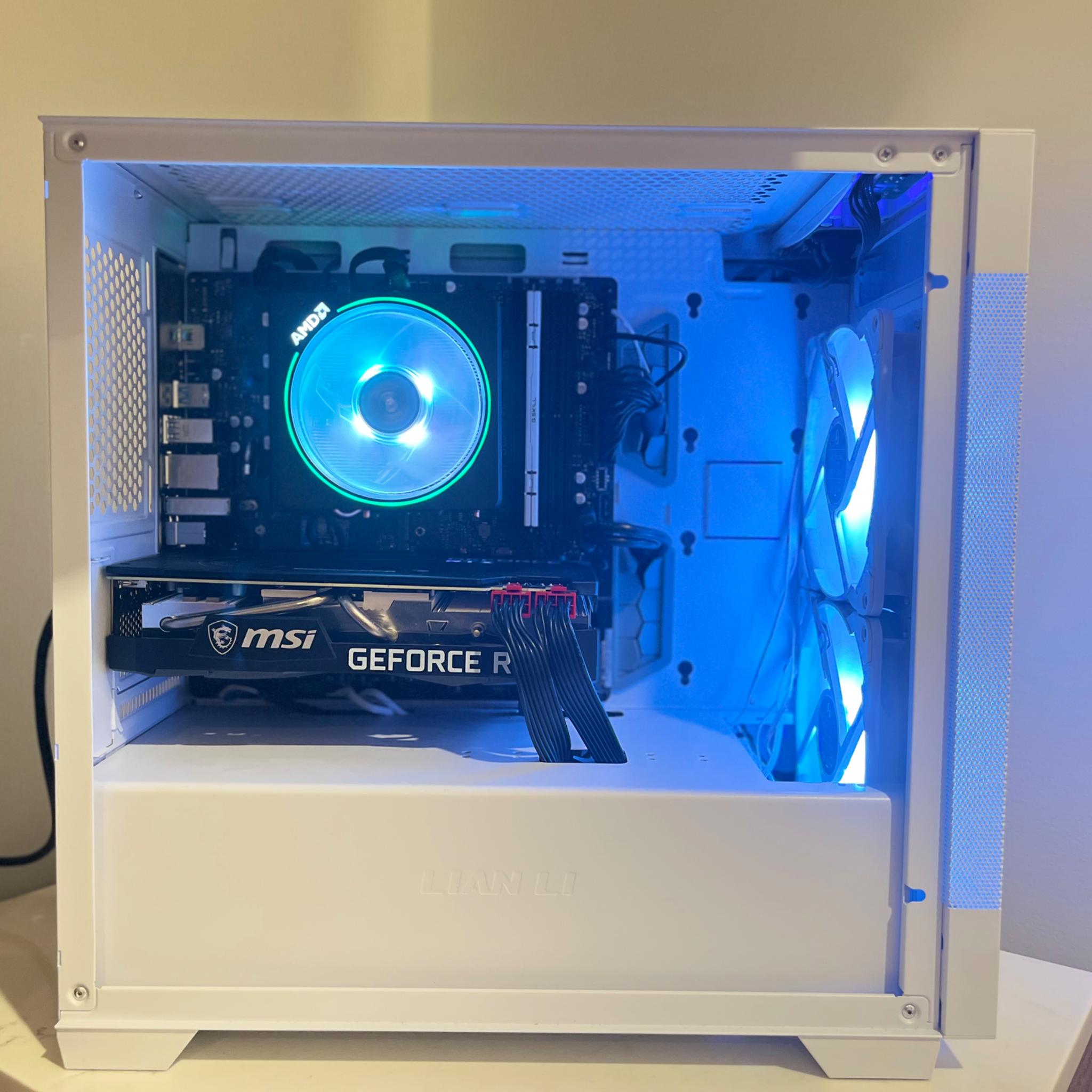 Ryzen 7 7700 | RTX 3060 Ti  |1080/1440p BEAST ⚪️🐺Gaming/Creator Pc