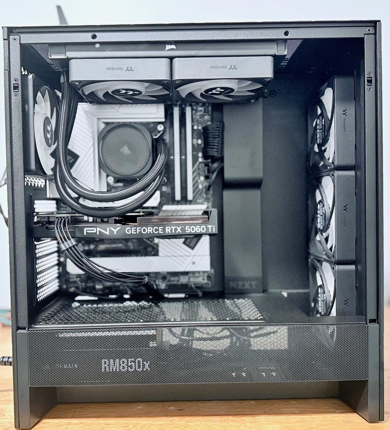 Gaming PC RTX 5060 TI 16 GB