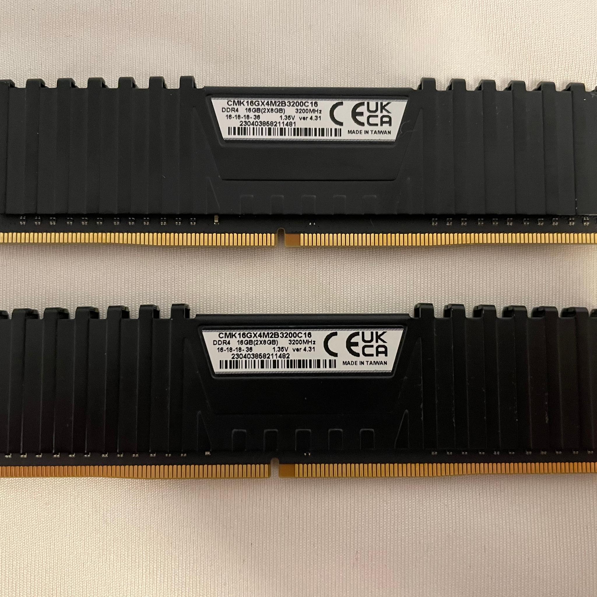 Corsair Vengeance LPX 16GB (2x8GB) 3200MHz DDR4 RAM