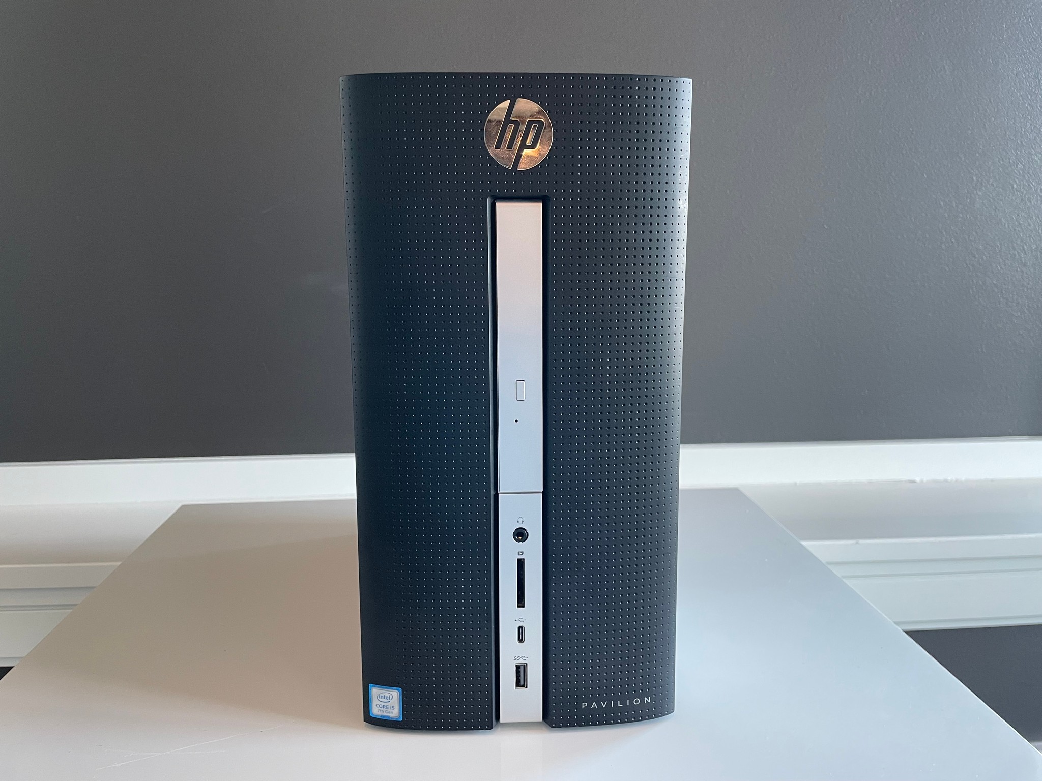 HP Pavilion Budget Gaming PC! i5-7600 12GB RAM Radeon RX560 4GB 256SSD