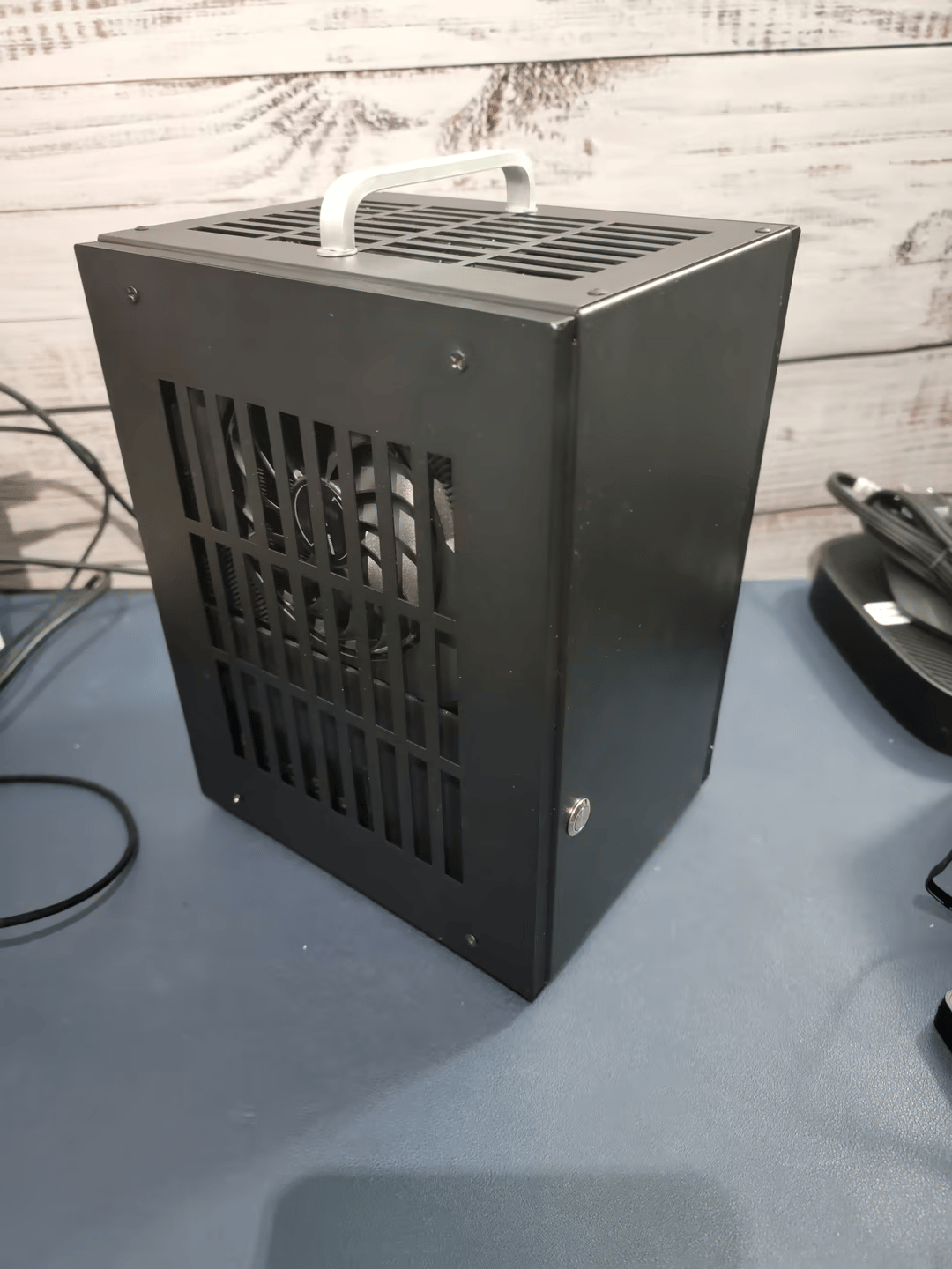 Lil' Slugger: (R5 3600 + RTX 3060) Custom SFF ITX Gaming PC