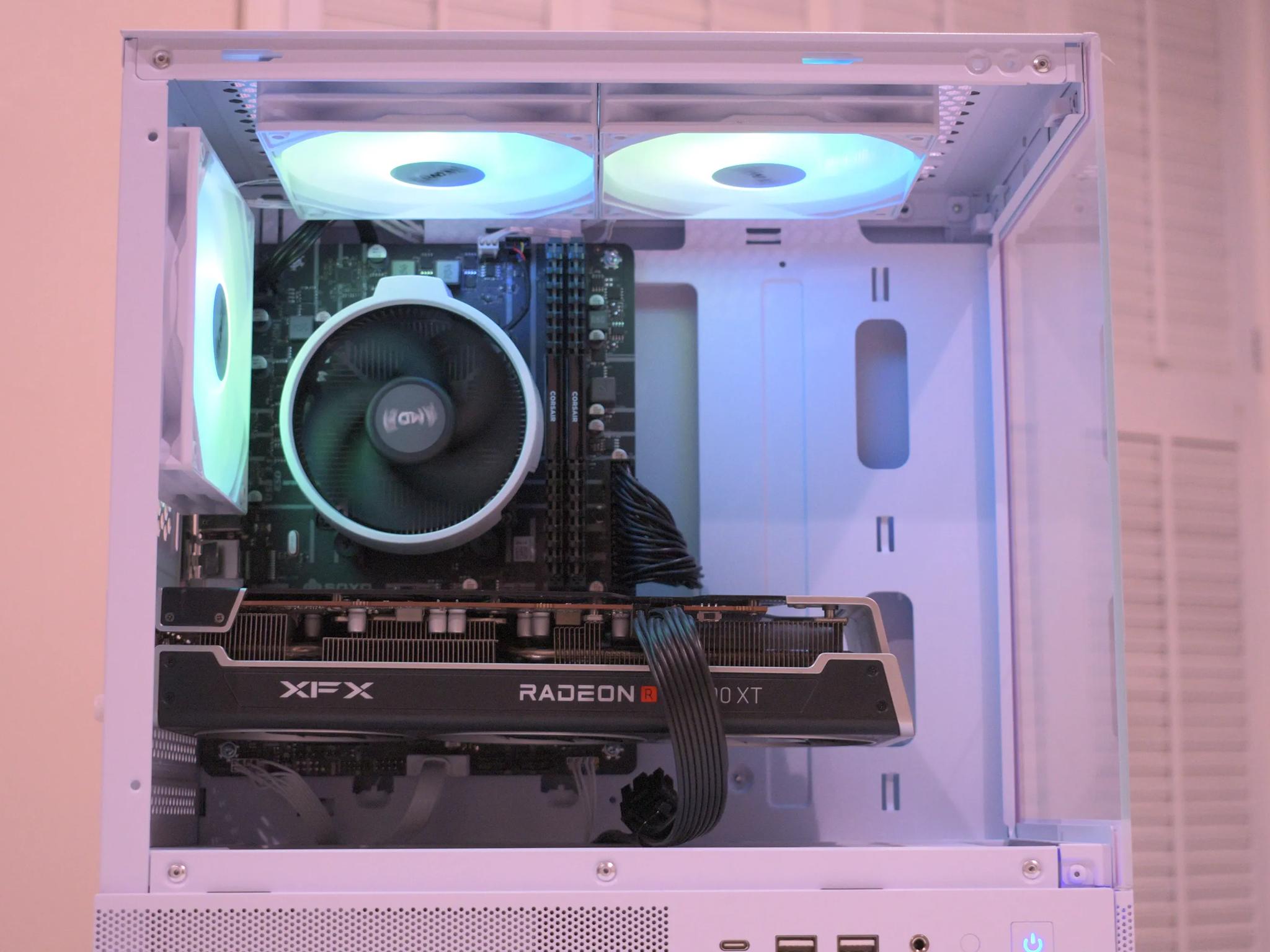 Gaming PC | Ryzen 5 3600 | RX 6600XT 8GB | 16GB DDR4 | 1TB nVME SSD | 1080p White Gaming PC RGB