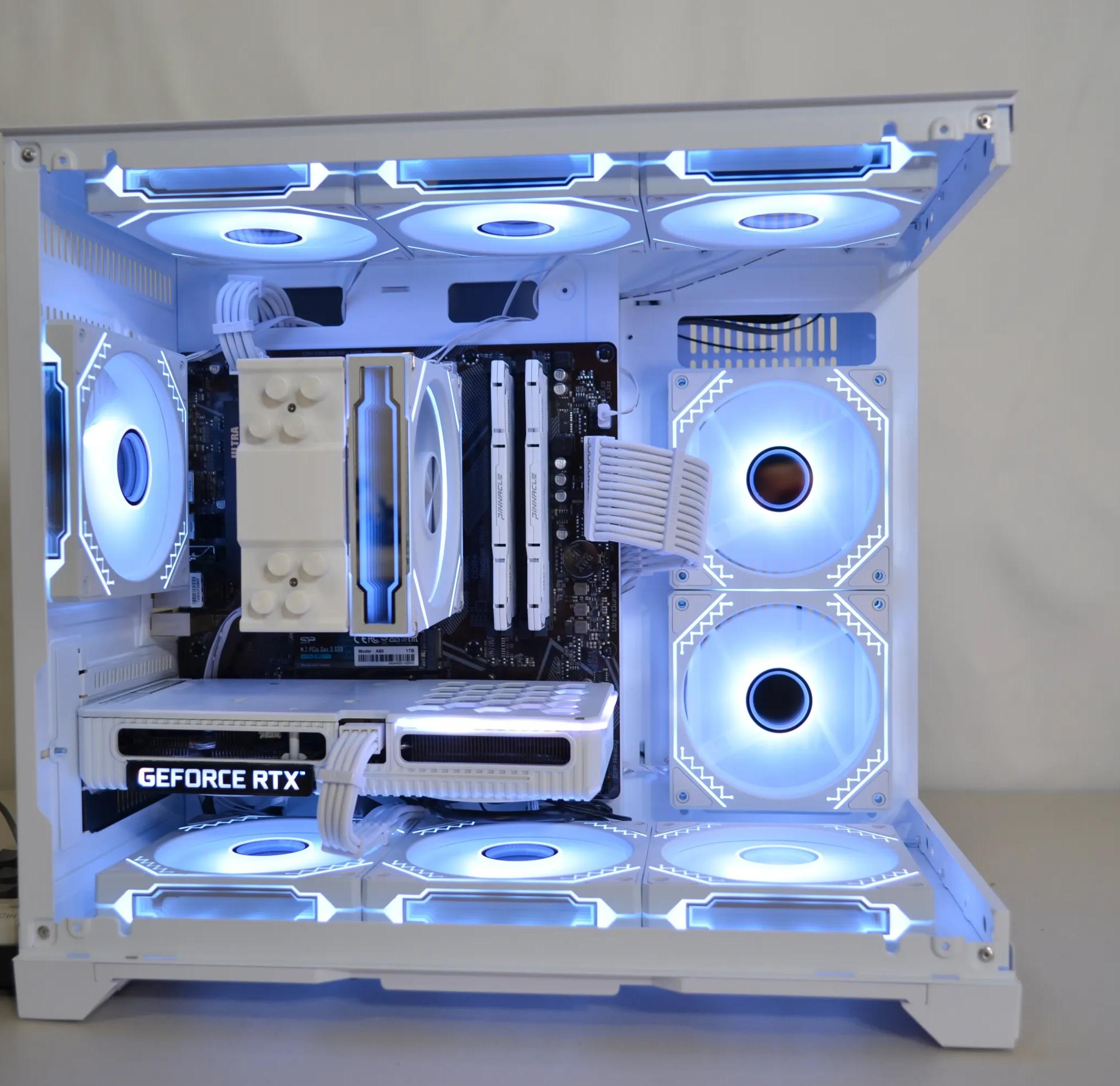 ⚪White Out⚪ Free Keyboard⌨️ | RTX 3060ti | Ryzen 5 5500 | 1tb NVMe | Windows 11 FULLY ACTIVATED