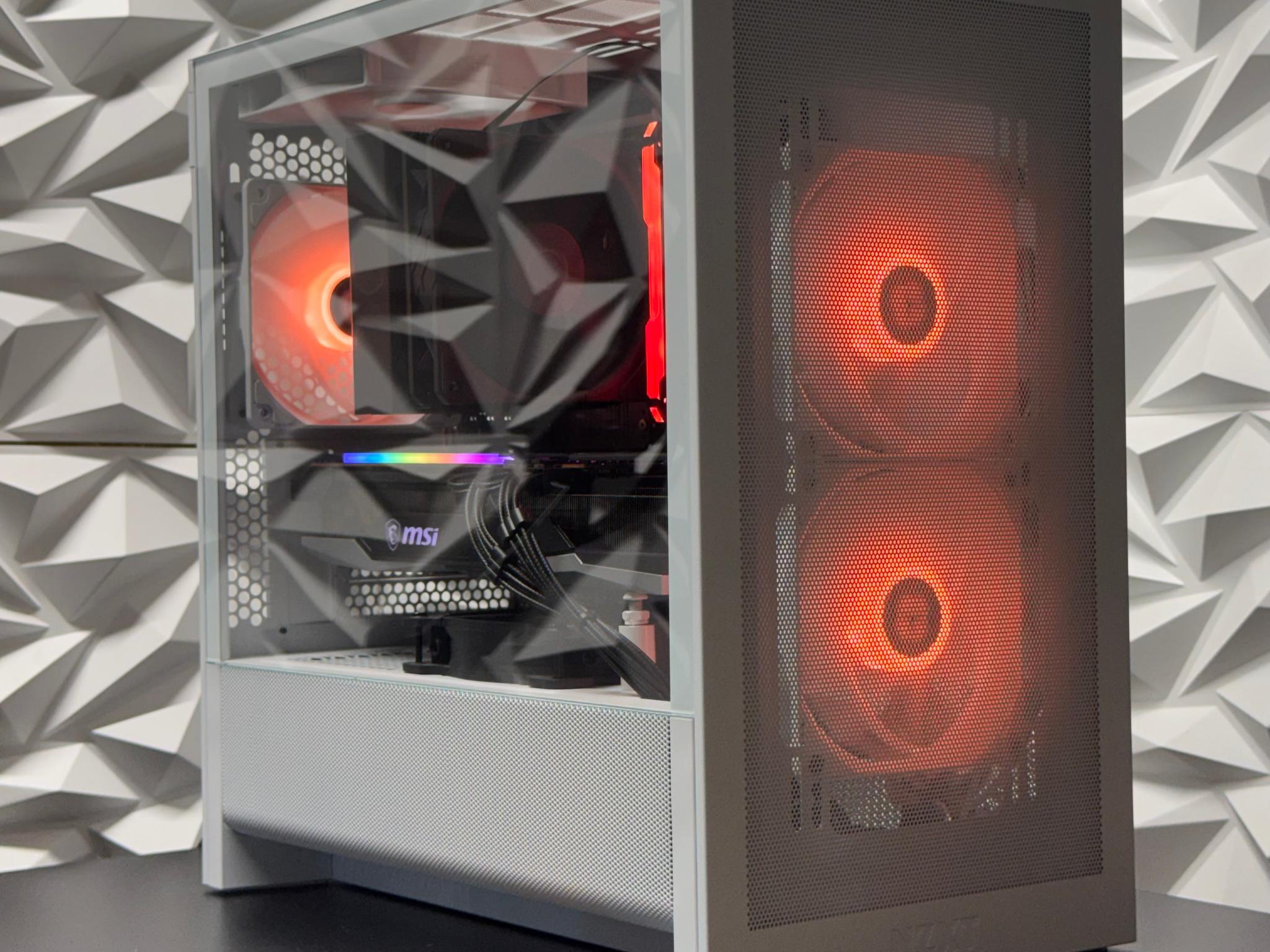 RX 6750 XT 12GB / Ryzen 5 5600 / 16GB 3200Mhz Ram / 512GB SSD / Fortnite / Warzone / BF6