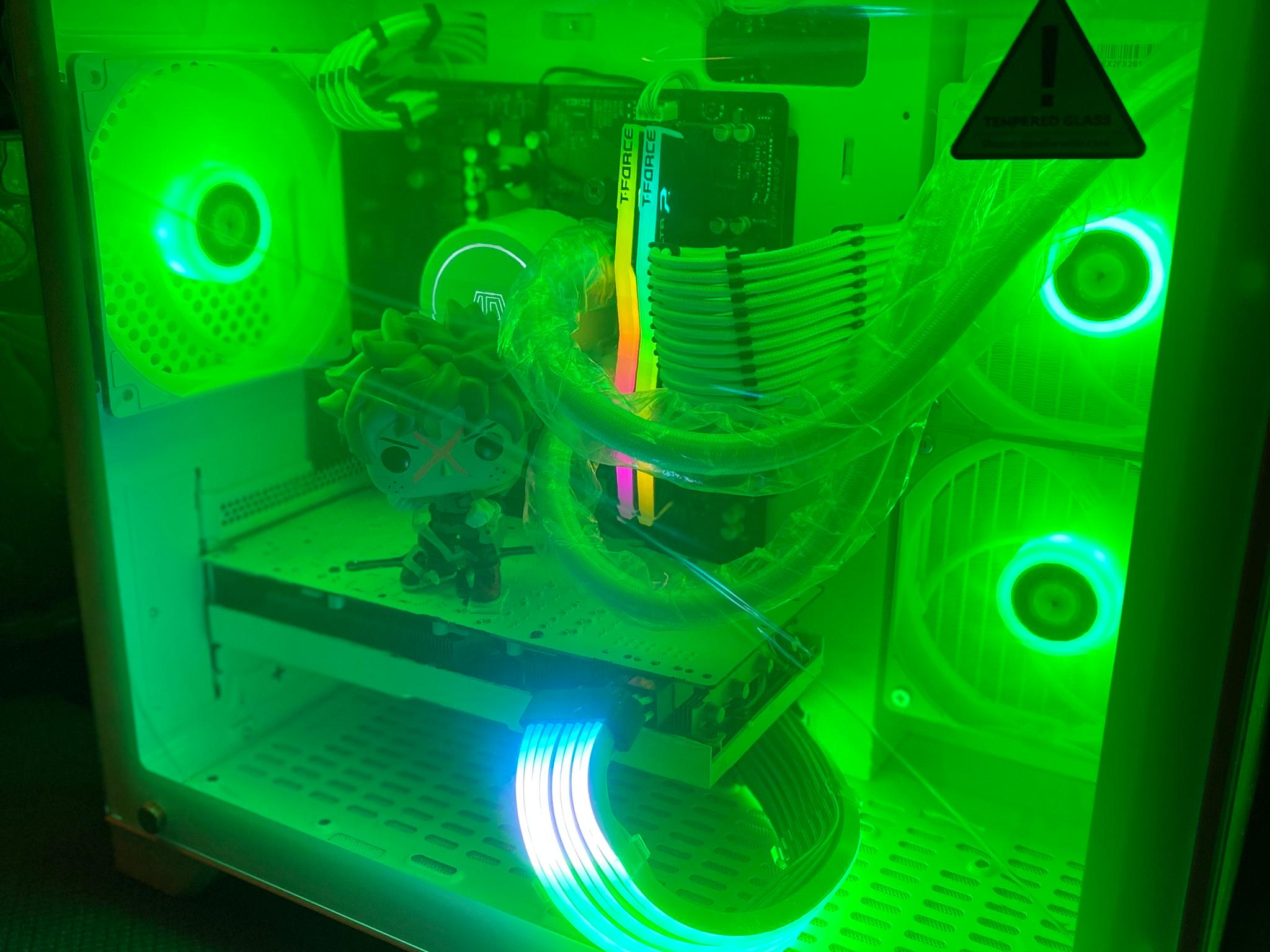 (Liquid-cooled) RX 5700XT| Ryzen 5| 16GB TFoRCE DDR4 RGB RAM| 1TB NVMe SSD| Windows 11 PRO w/ Deku💫