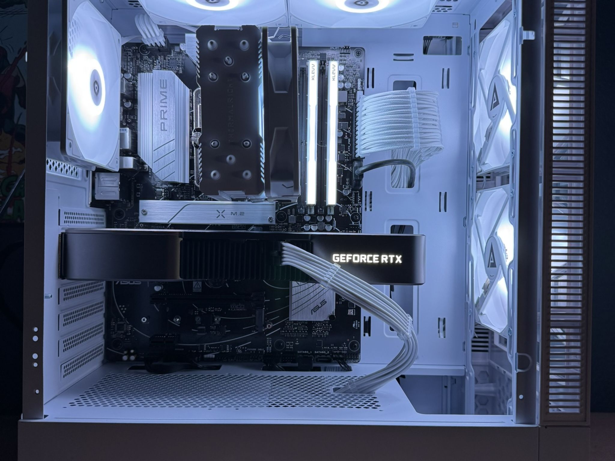 RTX 3080 Founders Edition | Ryzen 7600X | 64GB DDR5 | 2TB | WIFI
