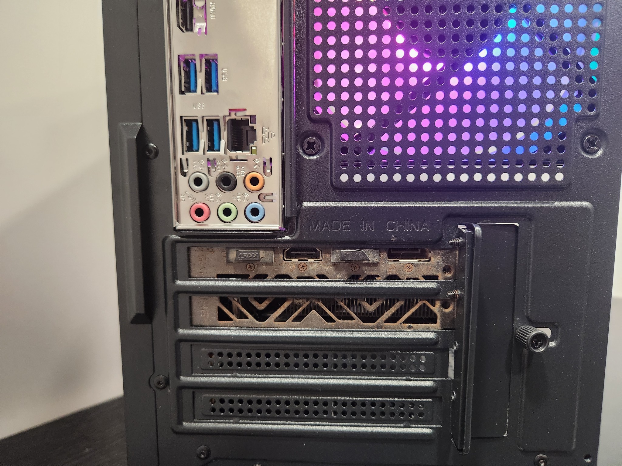 Budget Steam Machine RX 5700 XT Linux Gaming PC!