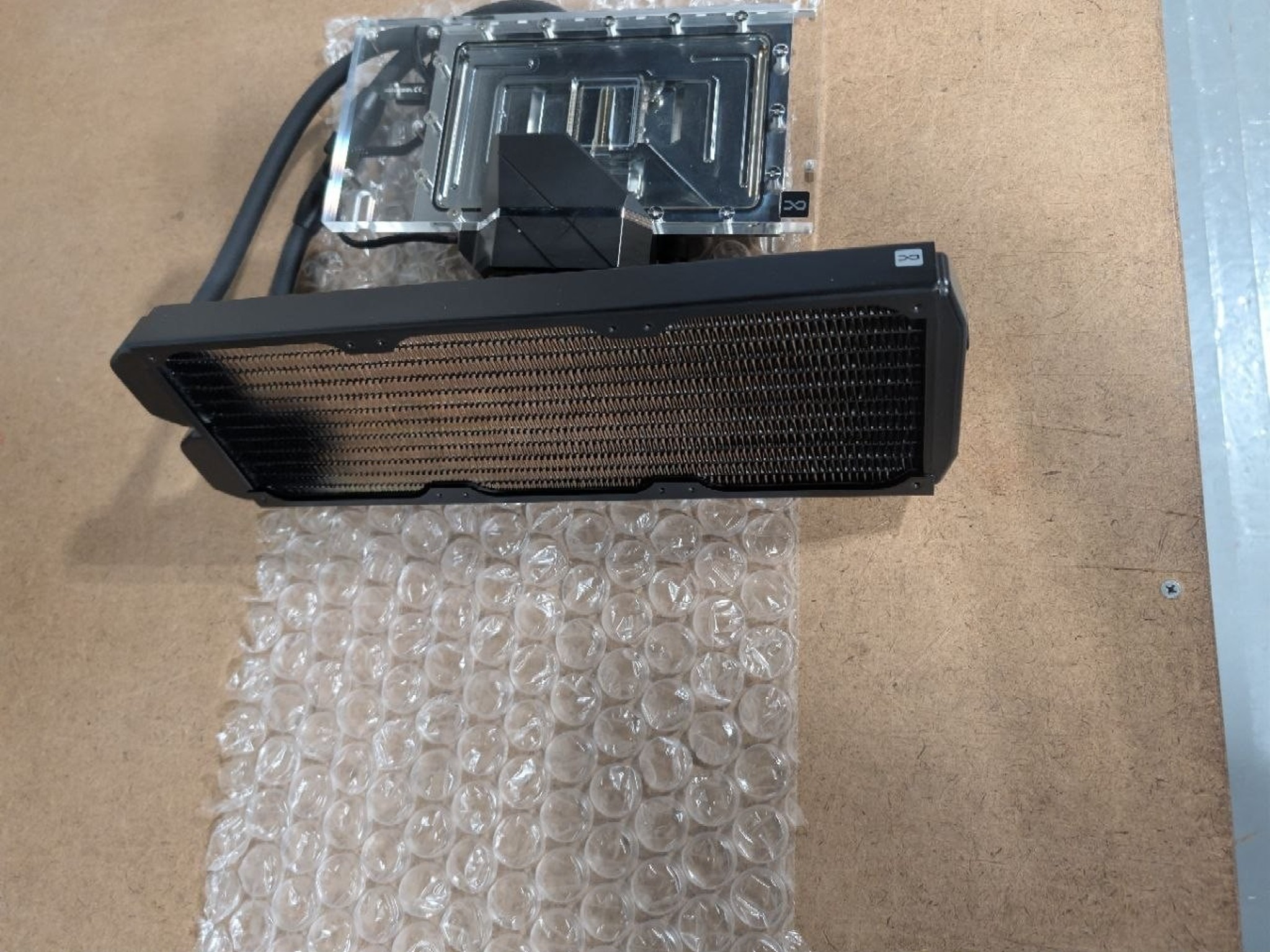Alphacool Eiswolf 2 AIO - 360mm RTX 4080 Suprim with Backplate (14488)
