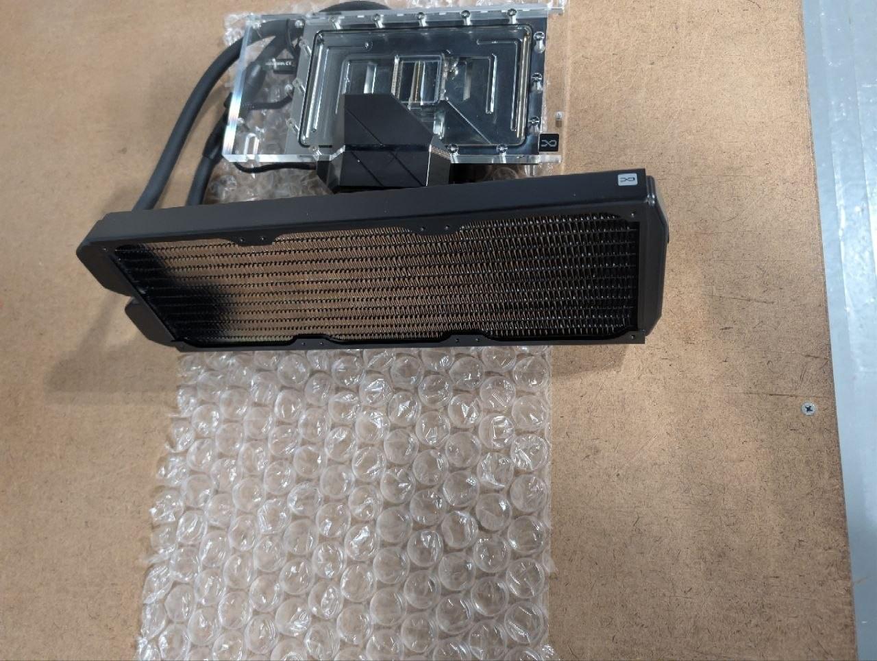 Alphacool Eiswolf 2 AIO - 360mm RTX 4080 Suprim with Backplate (14488)