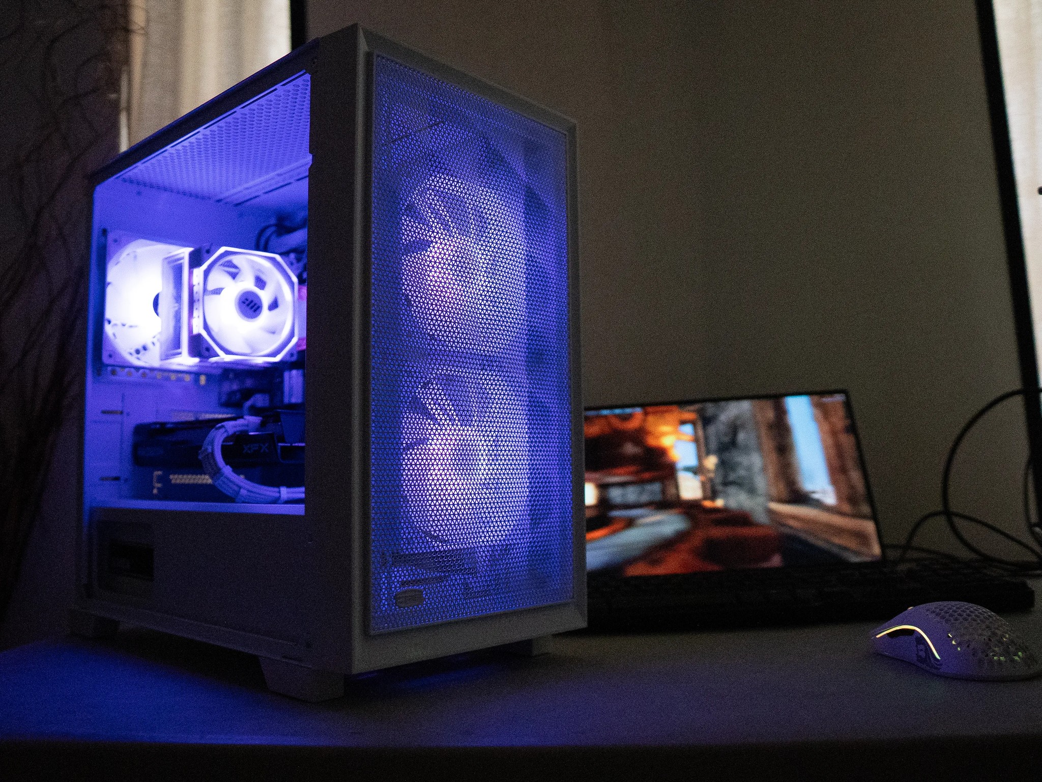 🌨🌨 | RX 7600 8GB | INTEL i7 9700 | 16GB DDR4 RAM | 1.25TB Storage | Arctic Snow 3.0